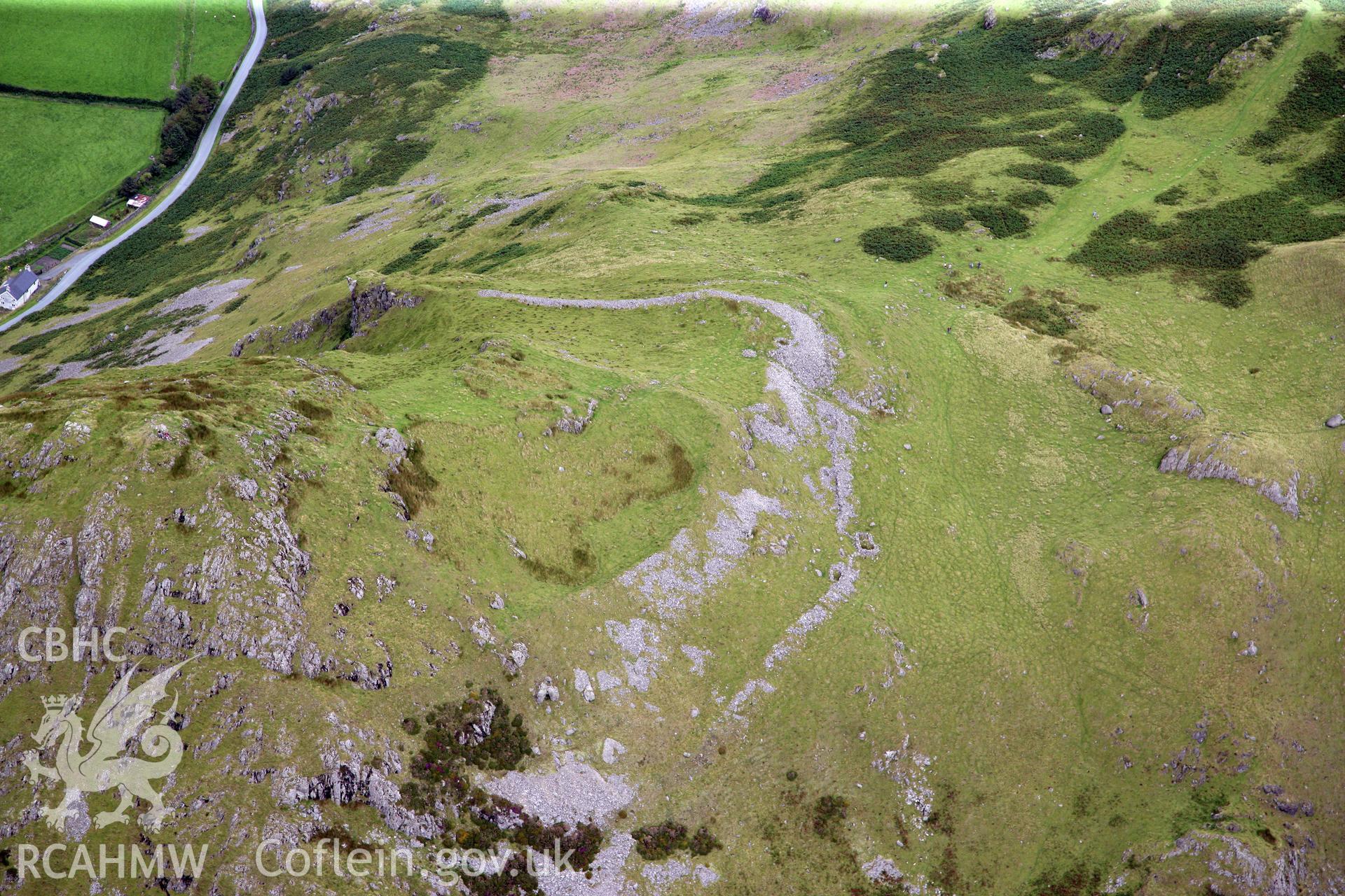 RCAHMW colour oblique photograph of Craig-y-aderyn Hillfort. Taken by Toby Driver on 17/08/2011.