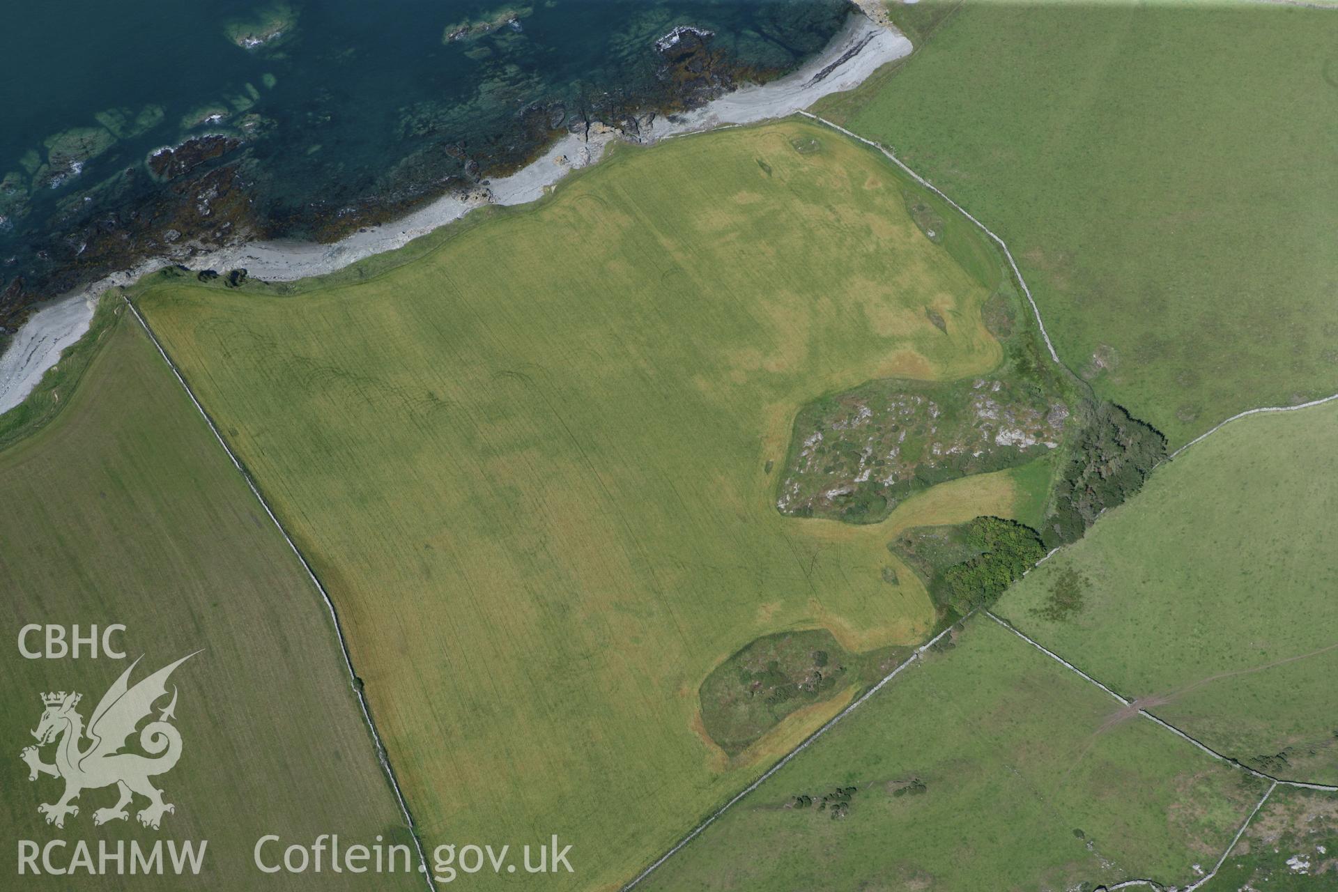 RCAHMW colour oblique photograph of Mynachdy (north-east of), non-archaeological cropmarks bordering Porth Tywodog. Taken by Toby Driver on 20/07/2011.