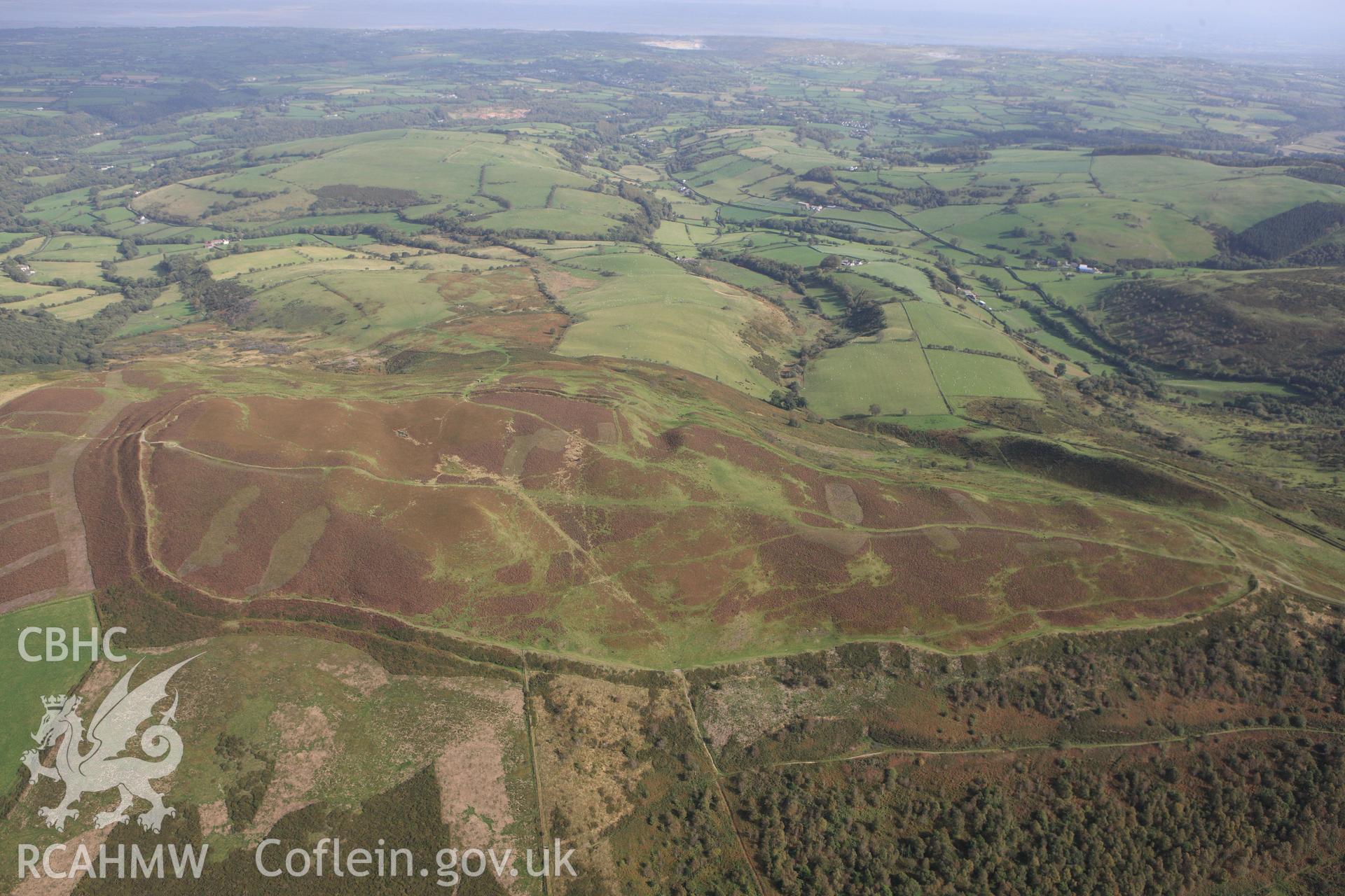 RCAHMW colour oblique photograph of Penycloddiau Hillfort, Llangwyfan. Taken by Toby Driver on 04/10/2011.