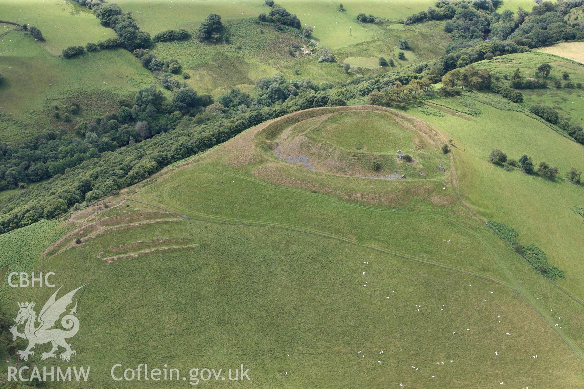 RCAHMW colour oblique photograph of Castell Tinboeth. Taken by Toby Driver on 20/07/2011.