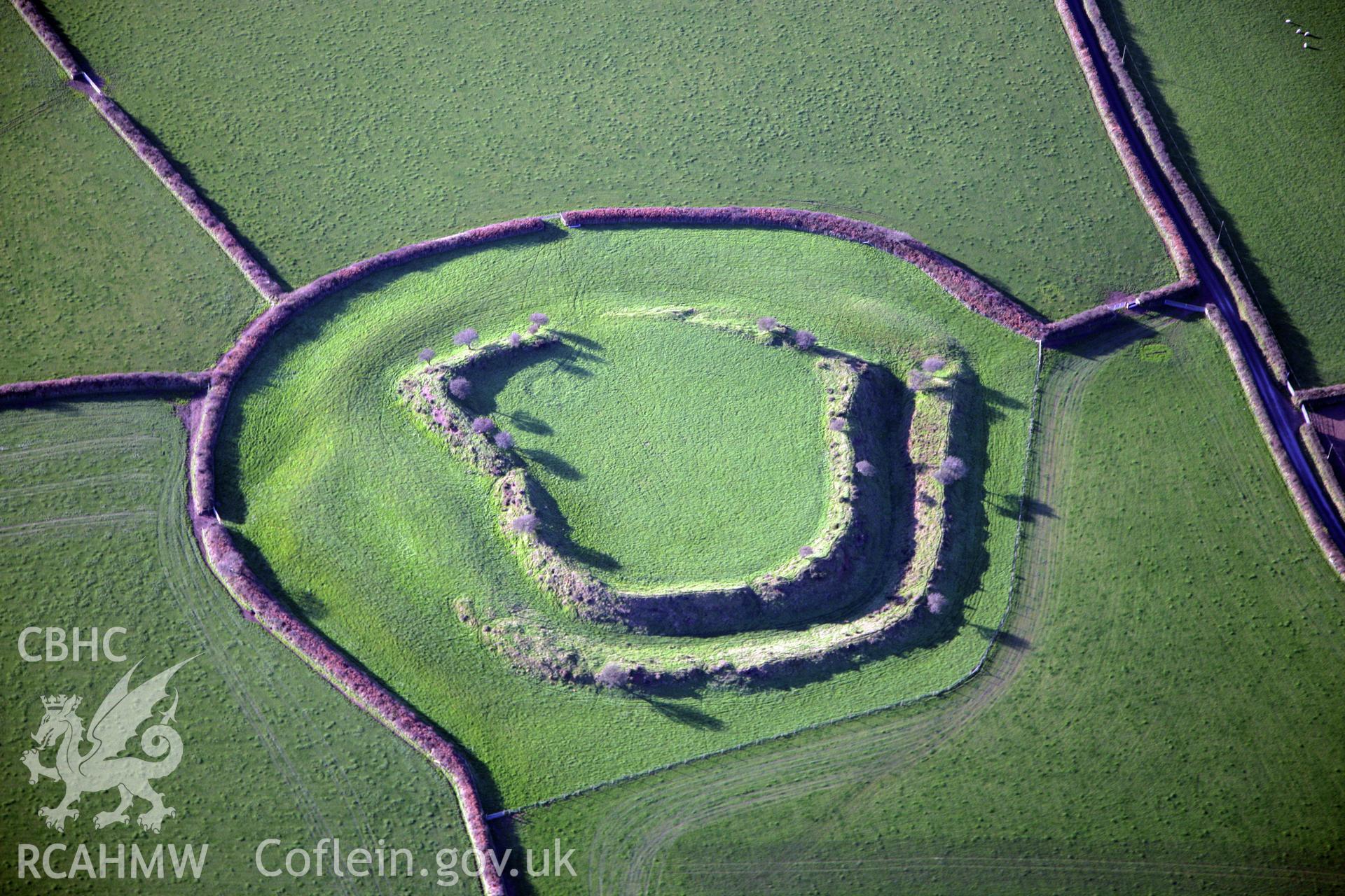 RCAHMW colour oblique photograph of Romans Castle, viewed from the east. Taken by O. Davies & T. Driver on 22/11/2013.