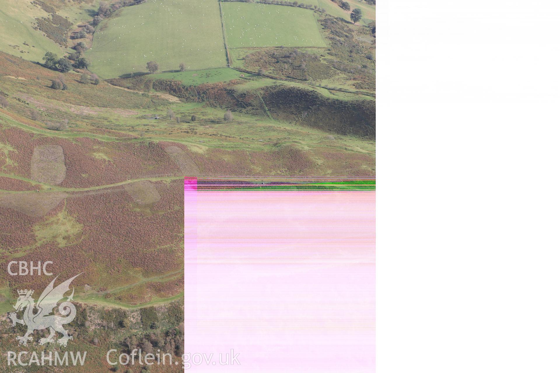 RCAHMW colour oblique photograph of Penycloddiau Hillfort, Llangwyfan. Taken by Toby Driver on 04/10/2011.