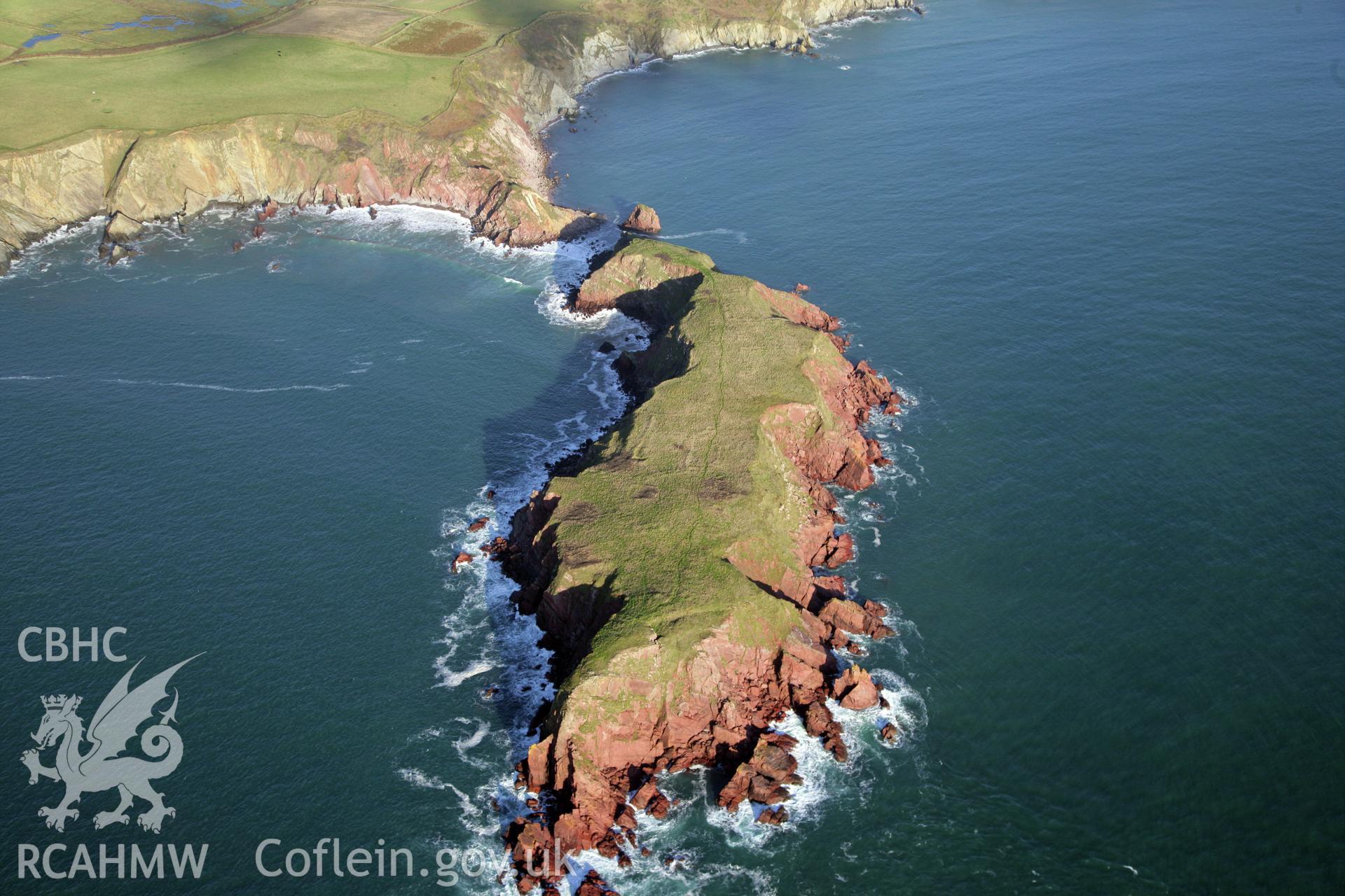 RCAHMW colour oblique photograph of Gateholm Island enclosed settlement. Taken by O. Davies & T. Driver on 22/11/2013.