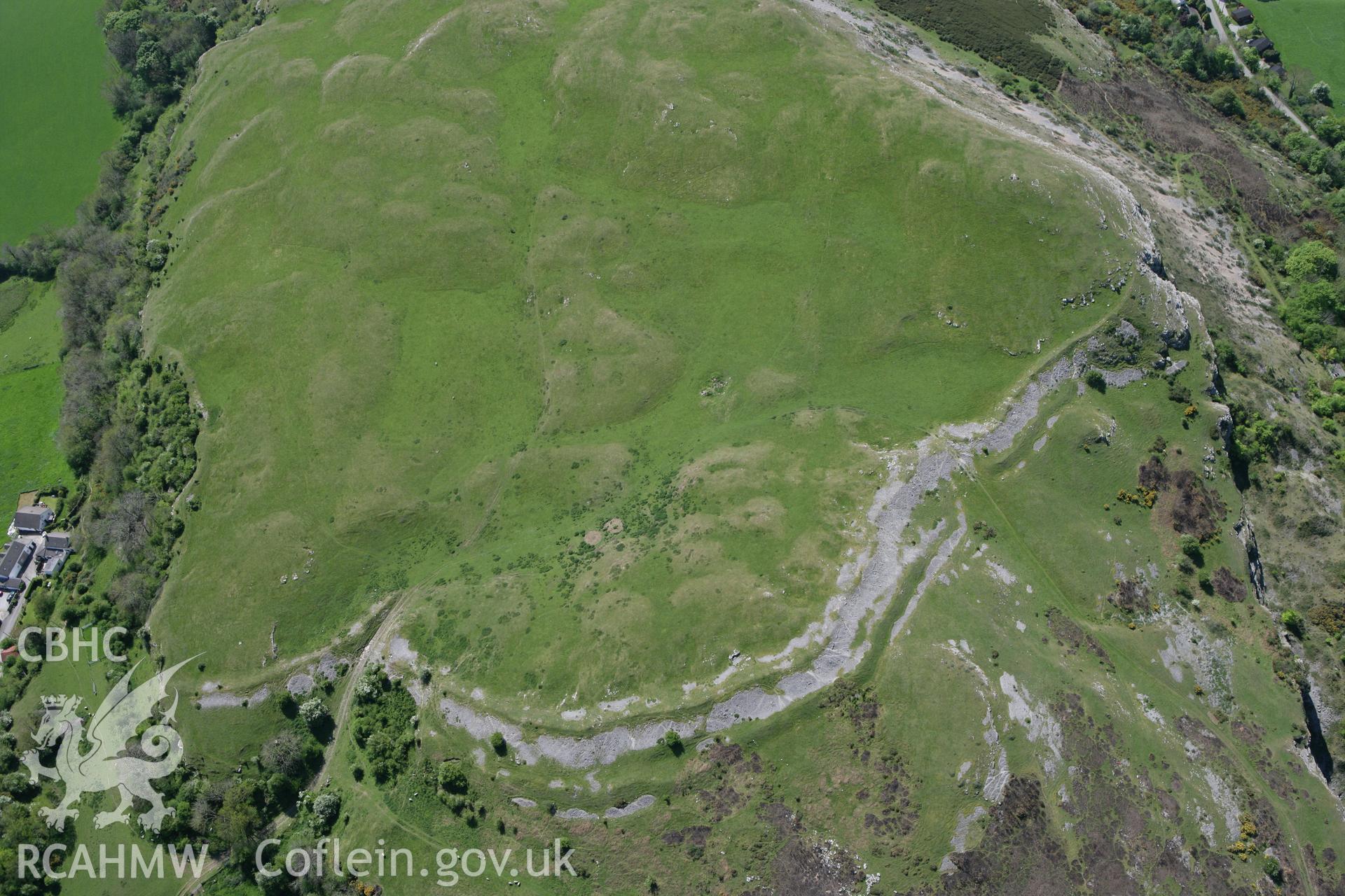 RCAHMW colour oblique photograph of Pen-y-Corddyn-Mawr, Abergele. Taken by Toby Driver on 03/05/2011.