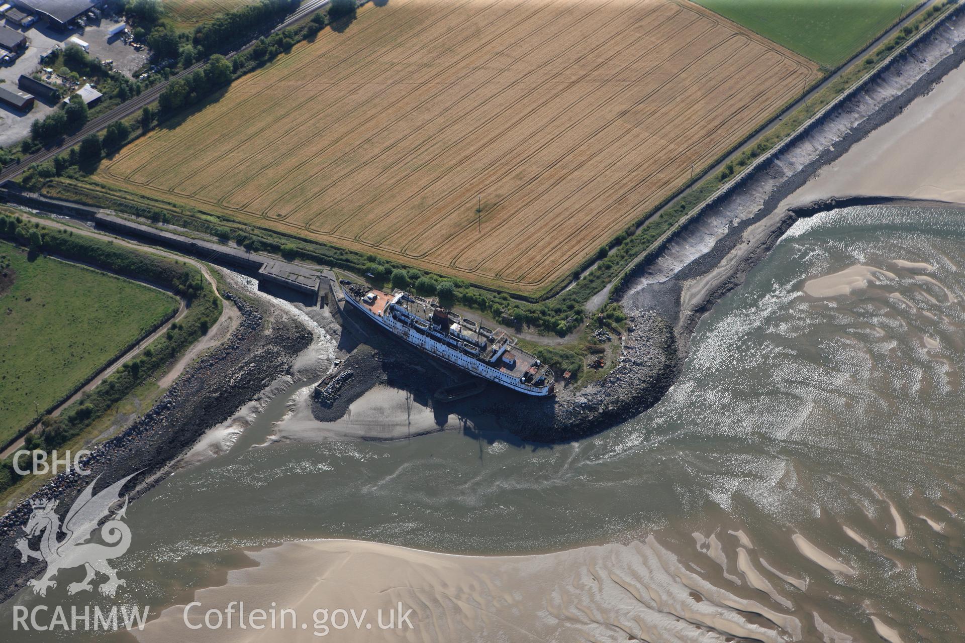 RCAHMW colour oblique photograph of Wreck of the Duke of Lancaster. Taken by Toby Driver and Oliver Davies on 27/07/2011.