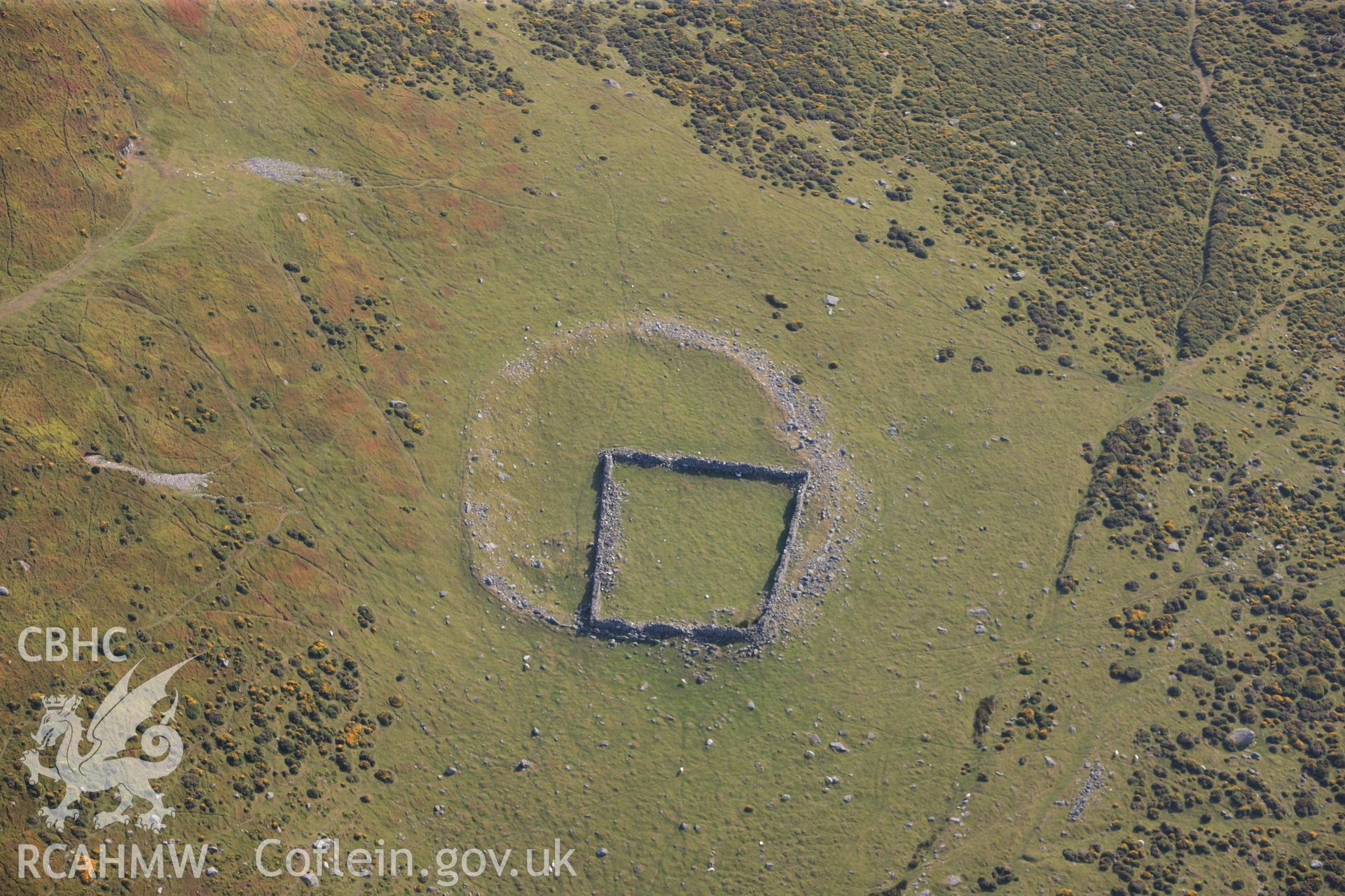 RCAHMW colour oblique photograph of Foel Dduarth. Taken by Toby Driver and Oliver Davies on 27/07/2011.