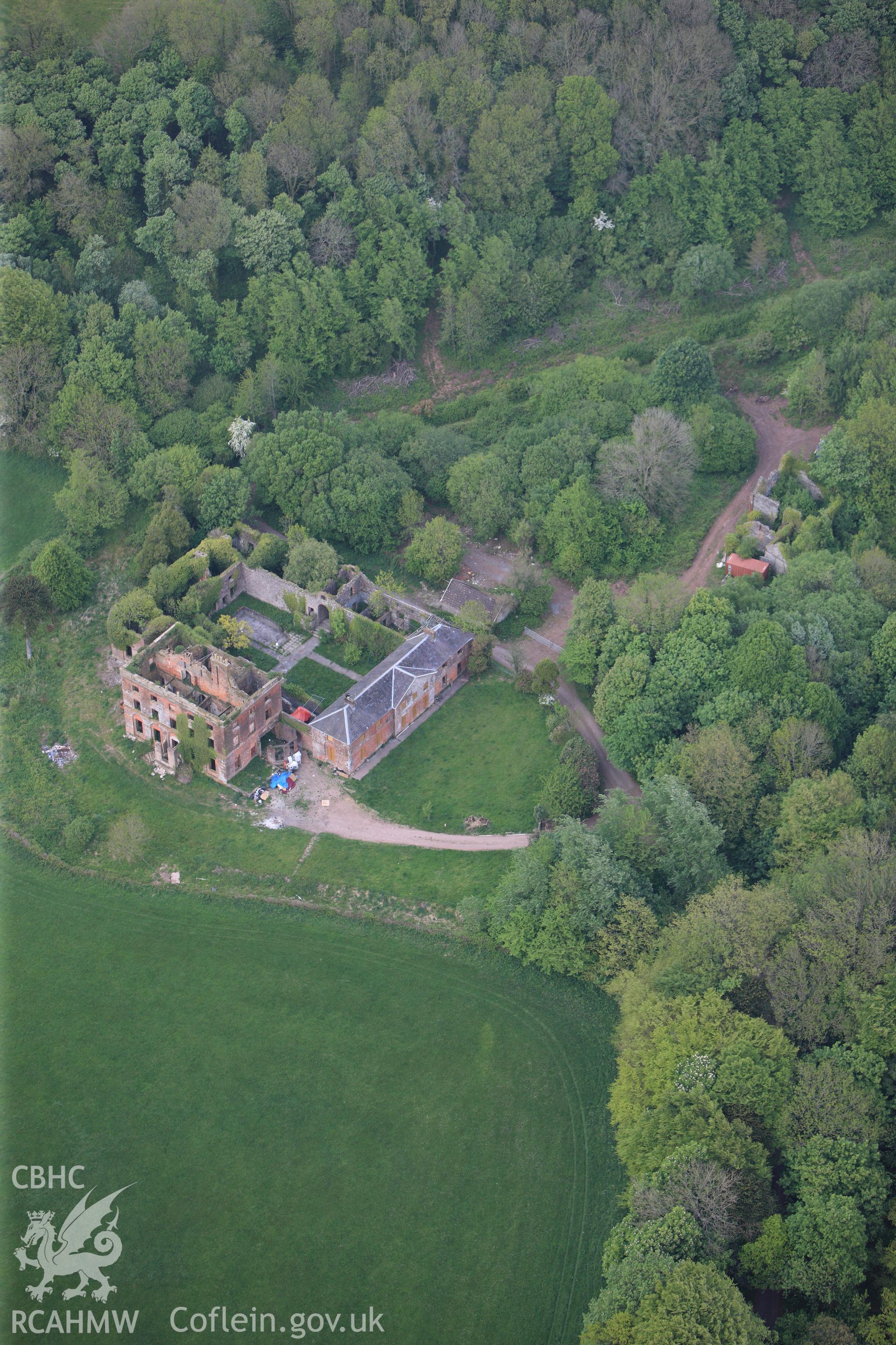 RCAHMW colour oblique photograph of Iscoed. Taken by Toby Driver and Oliver Davies on 04/05/2011.