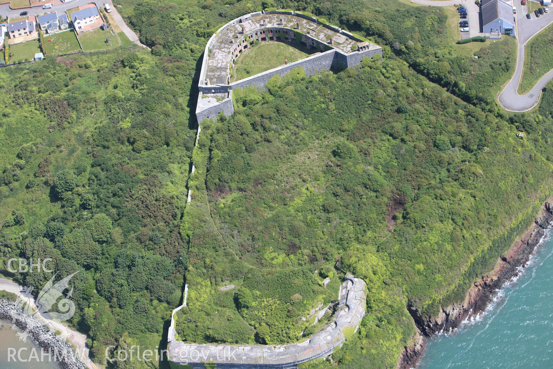 RCAHMW colour oblique photograph of Fort Hubberston. Taken by Toby Driver on 24/05/2011.