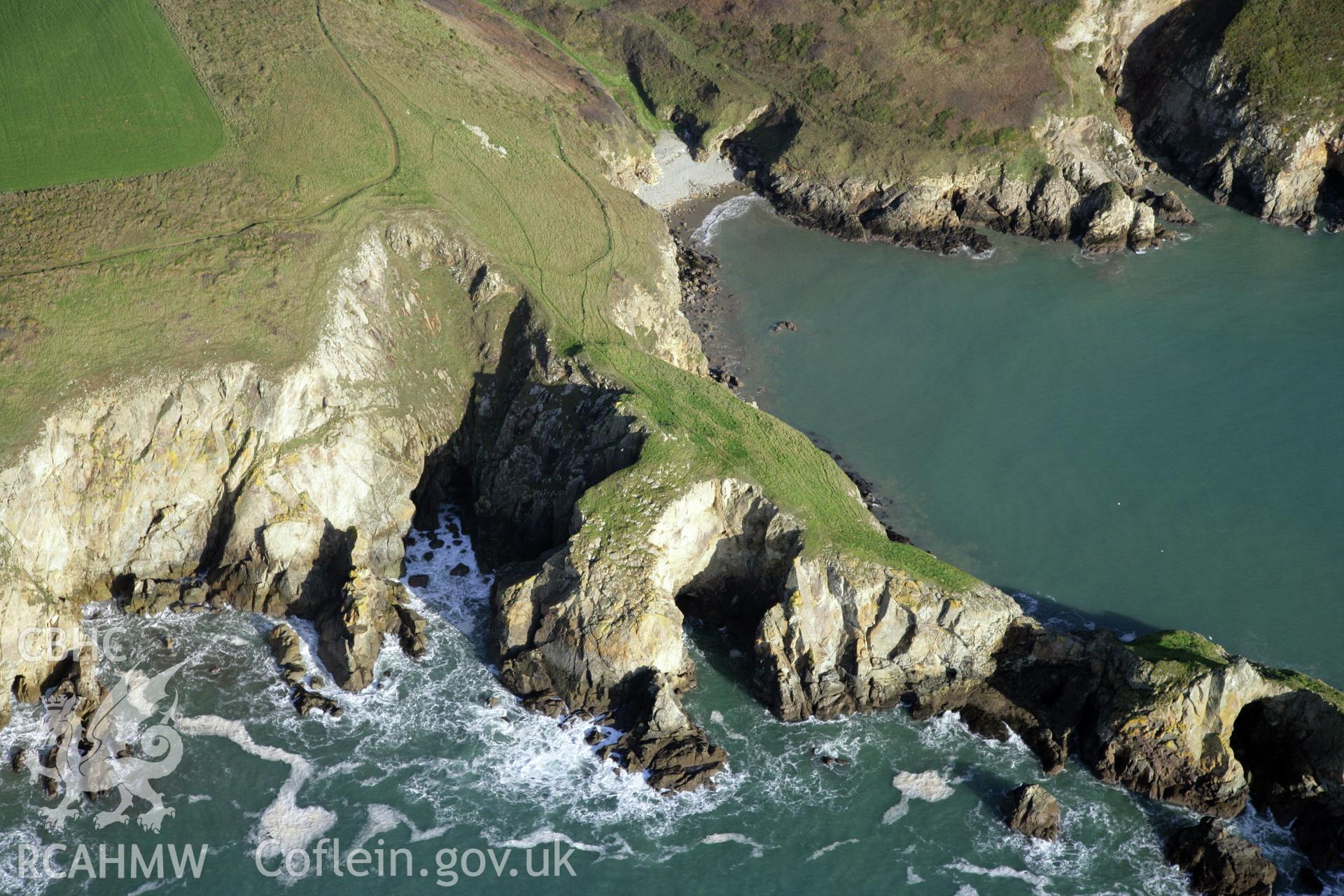 RCAHMW colour oblique photograph of Dinas Fach, Solva, viewed from the south-west. Taken by O. Davies & T. Driver on 22/11/2013.