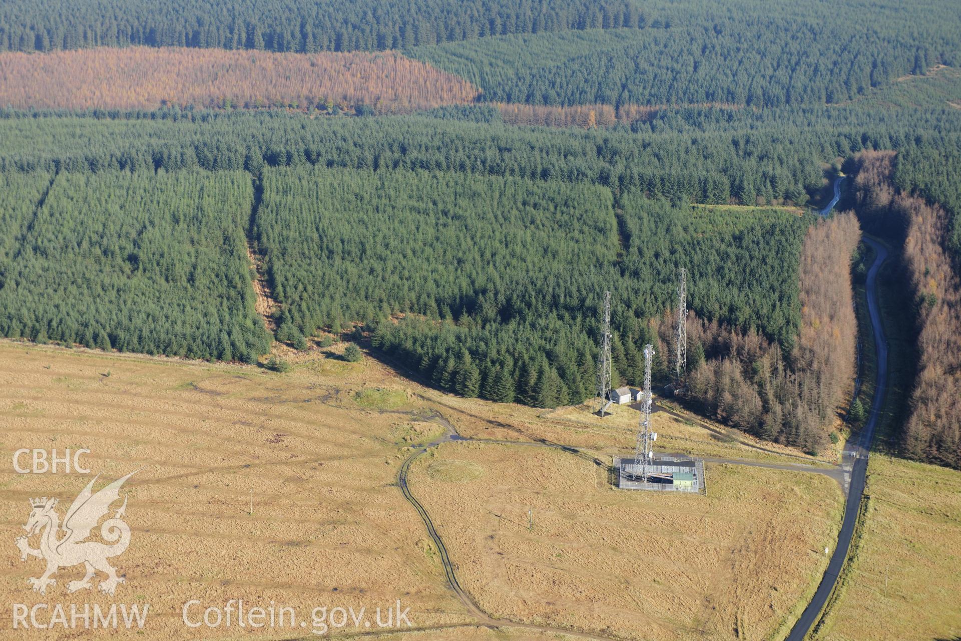 RCAHMW colour oblique photograph of Crugiau Edryd, cairn cemetery. Taken by Toby Driver on 05/11/2012.