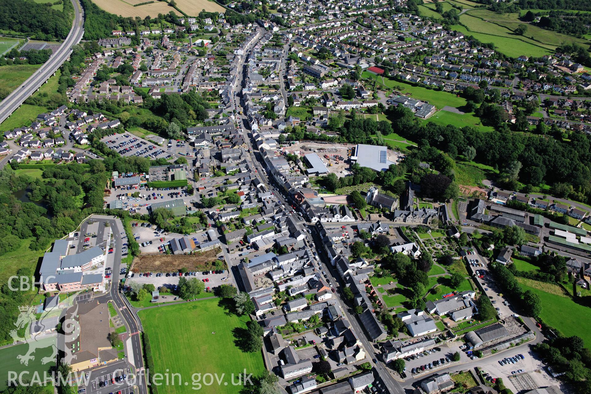 RCAHMW colour oblique photograph of Cowbridge, townscape. Taken by Toby Driver on 24/07/2012.