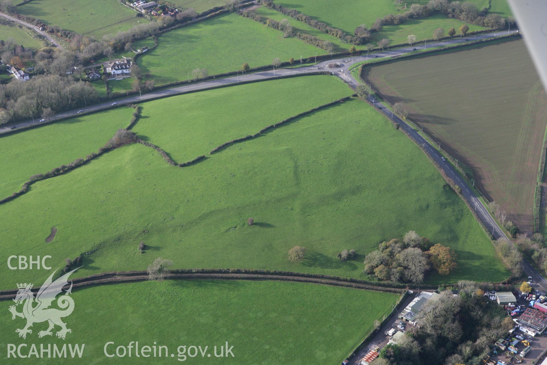 RCAHMW colour oblique photograph of Twyn Bwmbegan Field System. Taken by Toby Driver on 17/11/2011.
