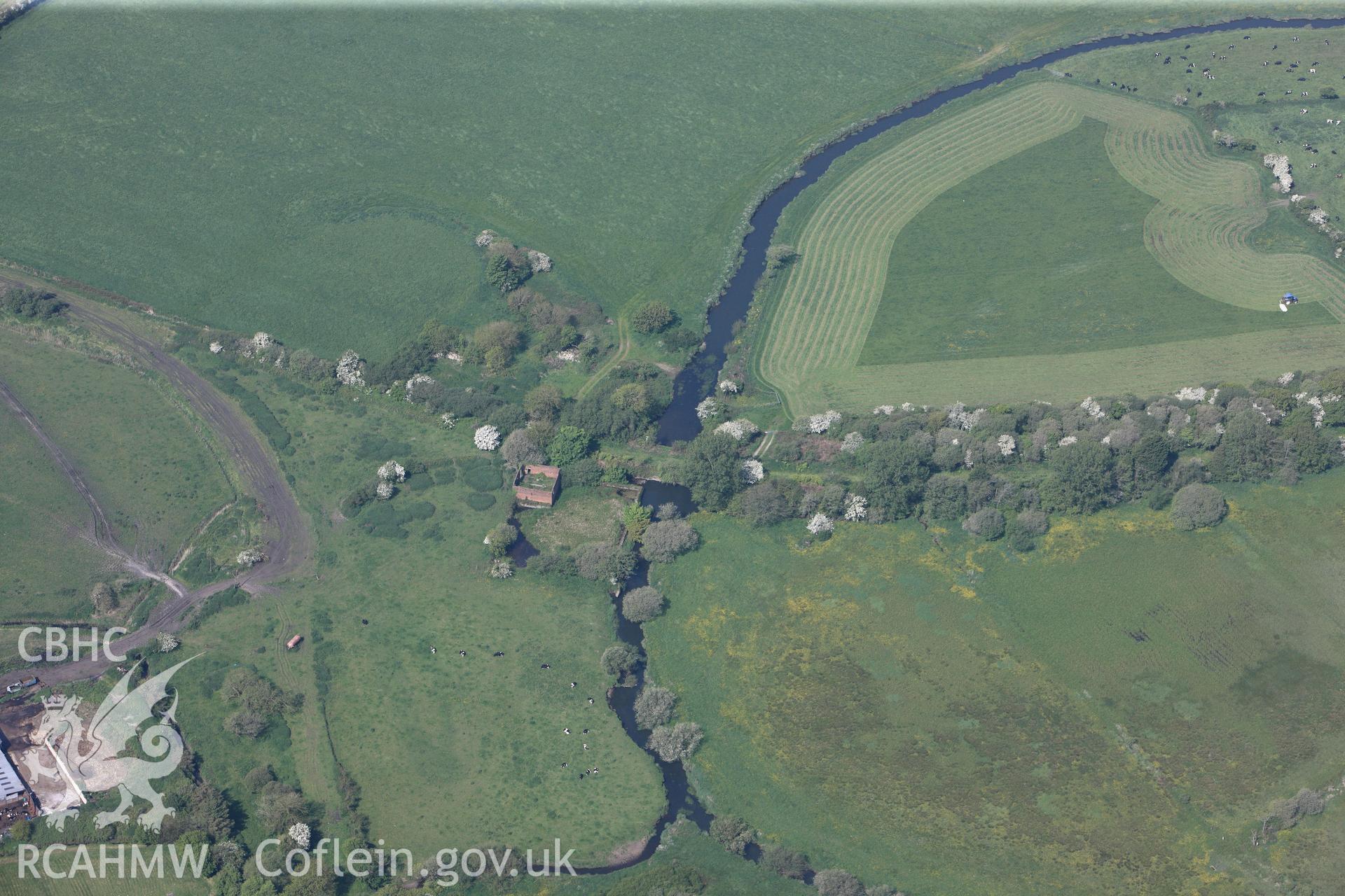RCAHMW colour oblique photograph of General view of Spudder's Bridge aqueduct, looking north west. Taken by Toby Driver on 24/05/2012.