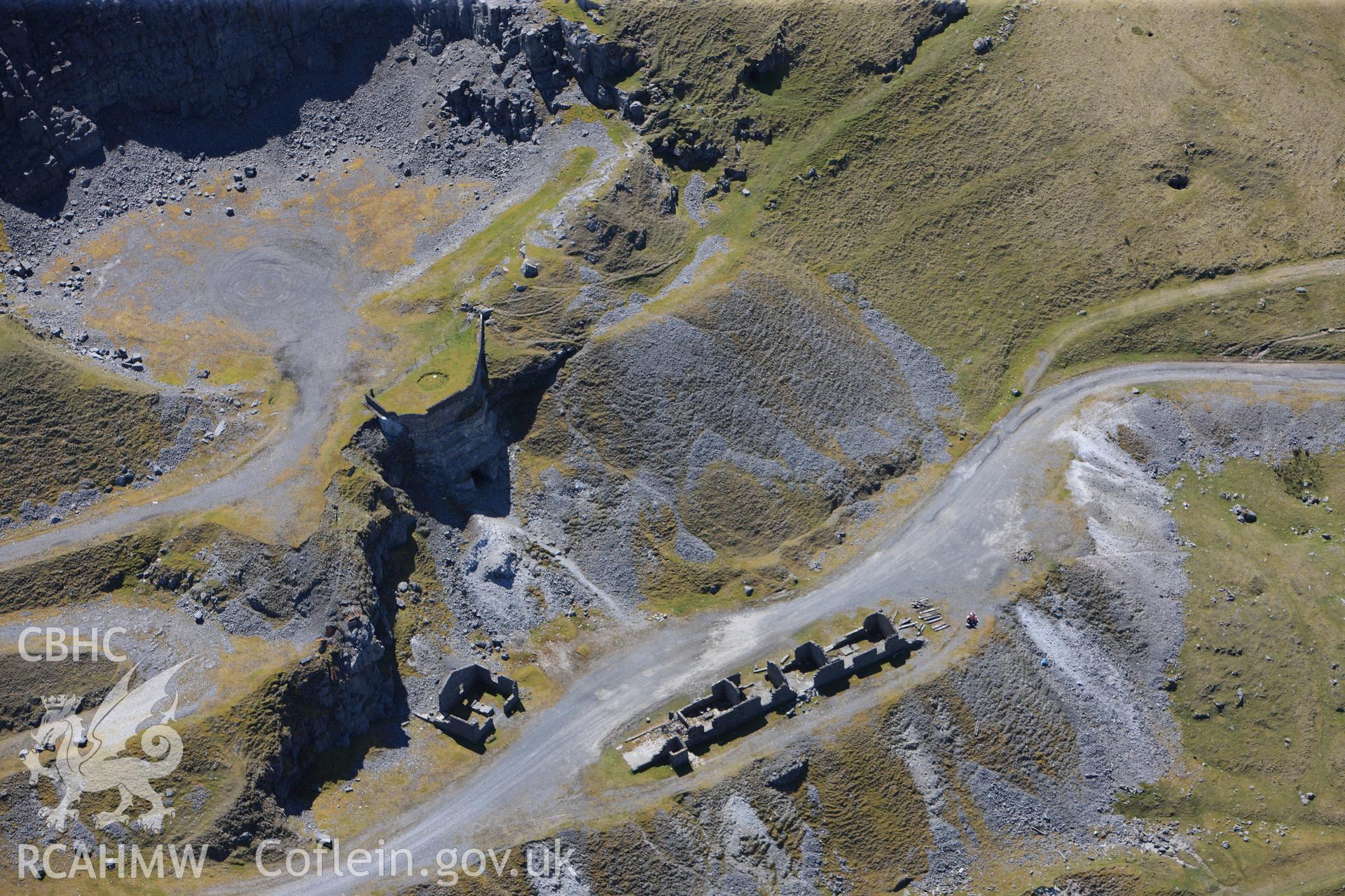 RCAHMW colour oblique photograph of Foel Fawr limeworkings, derelict barracks and limekiln. Taken by Toby Driver on 22/05/2012.