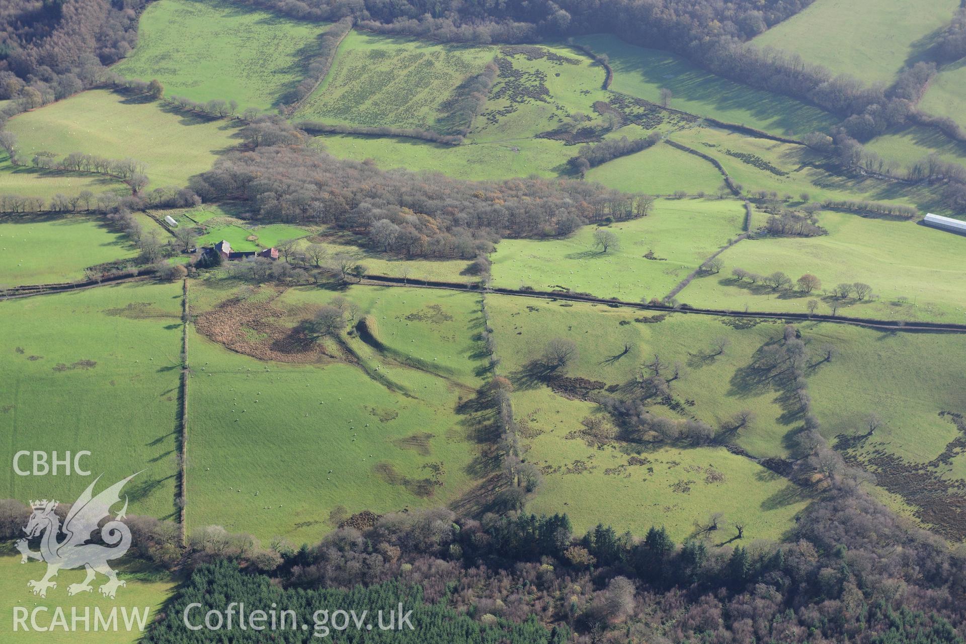 RCAHMW colour oblique photograph of Cefn Pal South defended enclosure. Taken by Toby Driver on 23/11/2012.