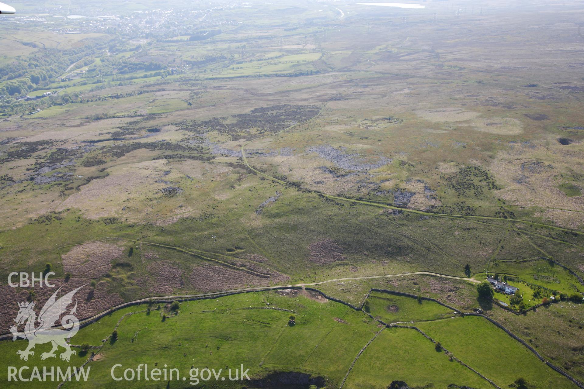 RCAHMW colour oblique photograph of Disgwylfa Tramroads; Pant Draenog tramroad. Taken by Toby Driver on 22/05/2012.