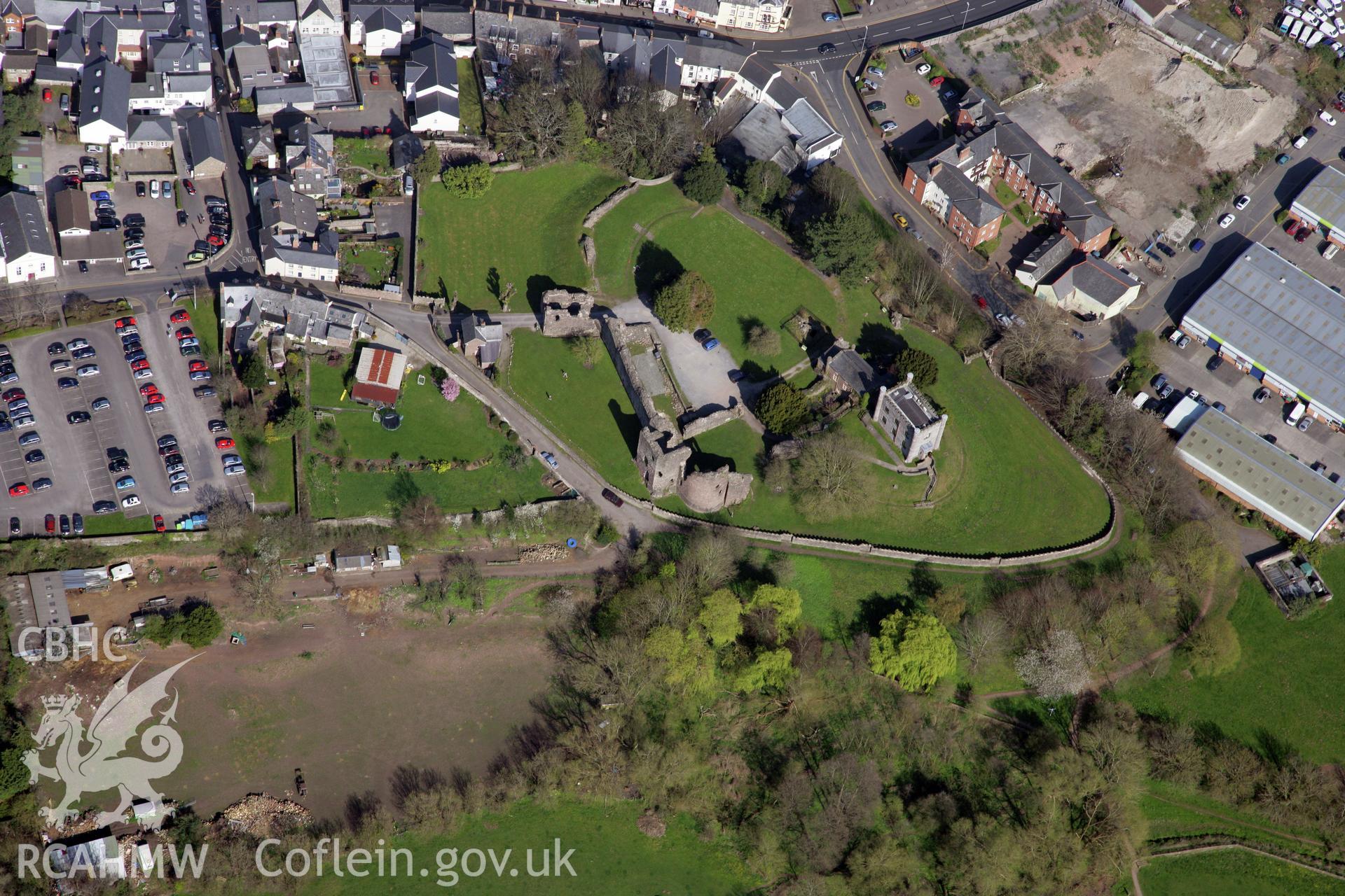 RCAHMW colour oblique photograph of Abergavenny Castle, and site of Roman fort. Taken by Toby Driver and Oliver Davies on 28/03/2012.