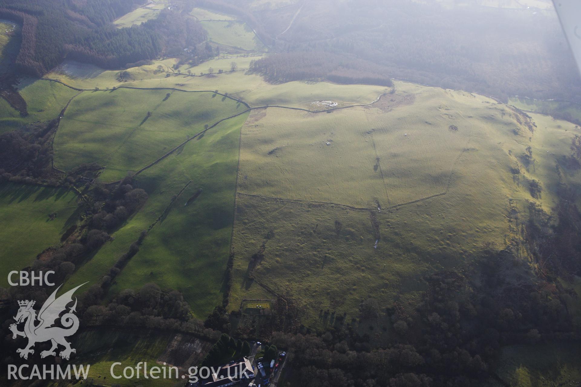 RCAHMW colour oblique photograph of Penlan Square Earthwork. Taken by Toby Driver on 07/02/2012.