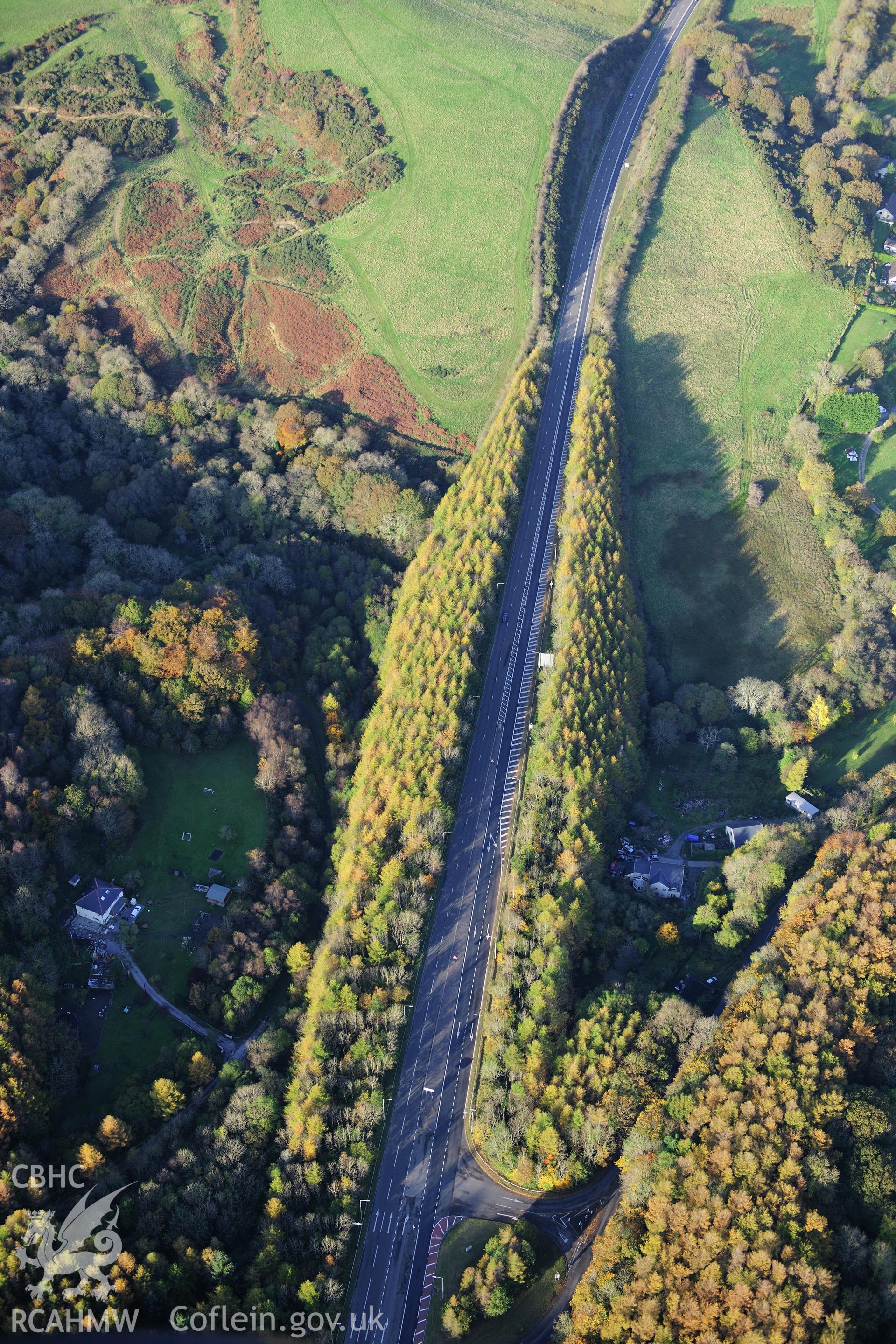 RCAHMW colour oblique photograph of Kilgetty Carriageway. Taken by Toby Driver on 26/10/2012.