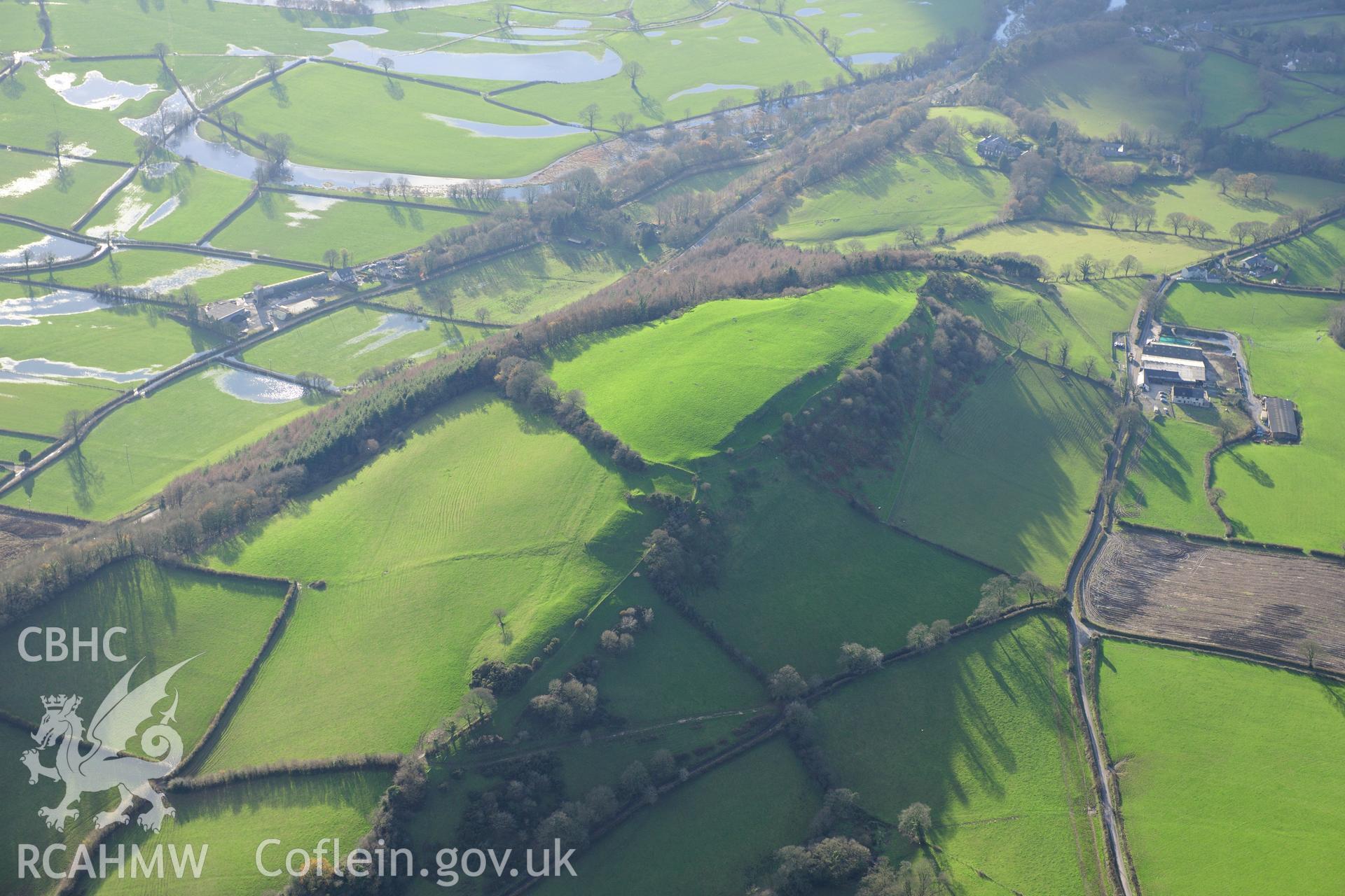 RCAHMW colour oblique photograph of Merlins Hill hillfort. Taken by Toby Driver on 28/11/2012.