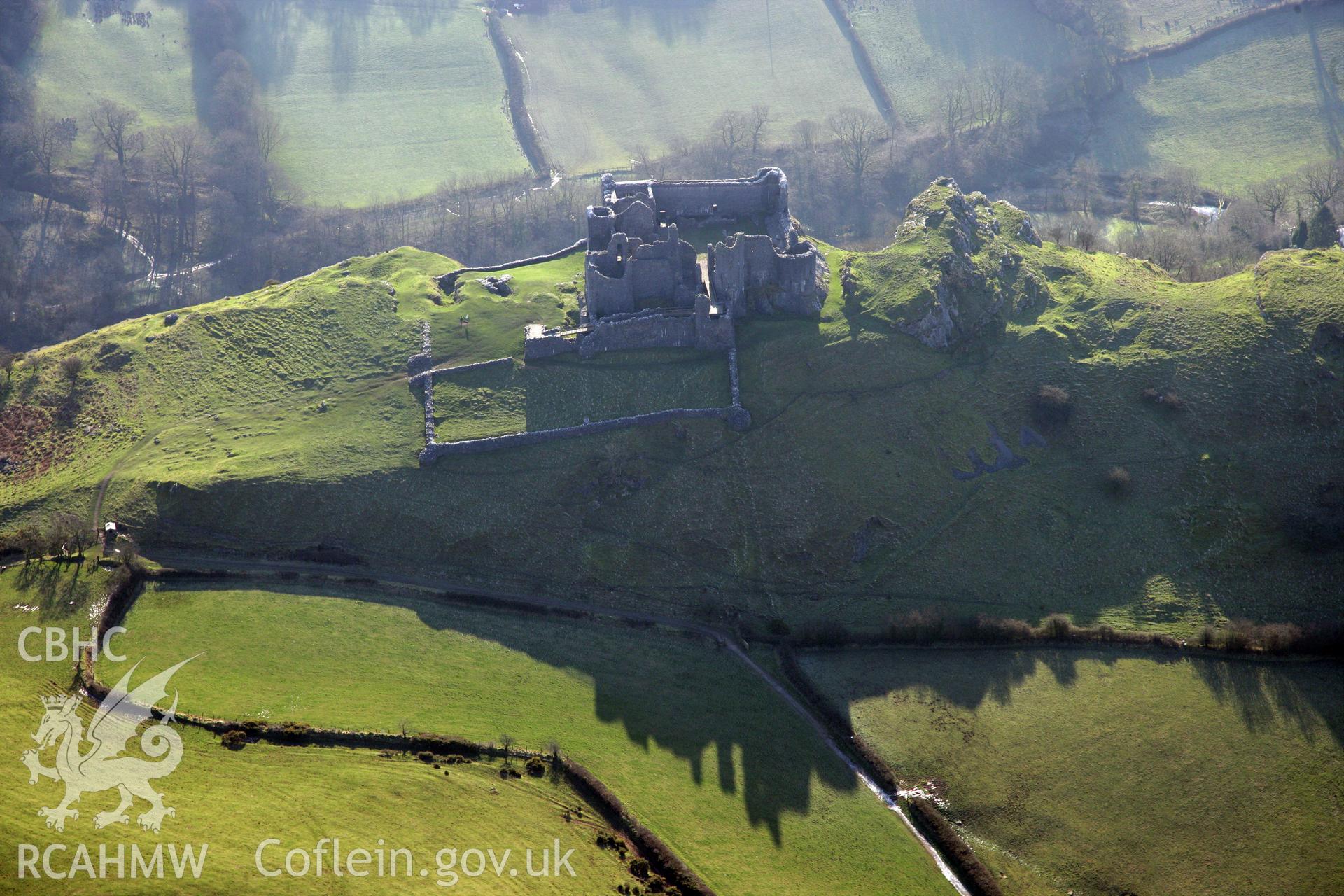 RCAHMW colour oblique photograph of Carreg Cennan Castle. Taken by Toby Driver on 02/02/2012.