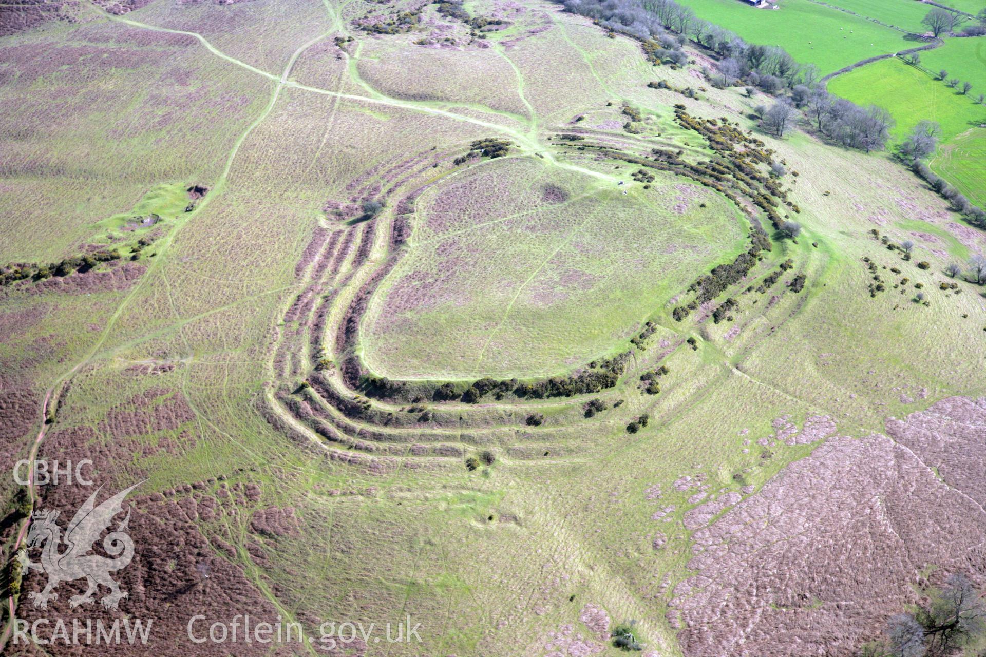 RCAHMW colour oblique photograph of Pen y Crug hillfort. Taken by Toby Driver and Oliver Davies on 28/03/2012.