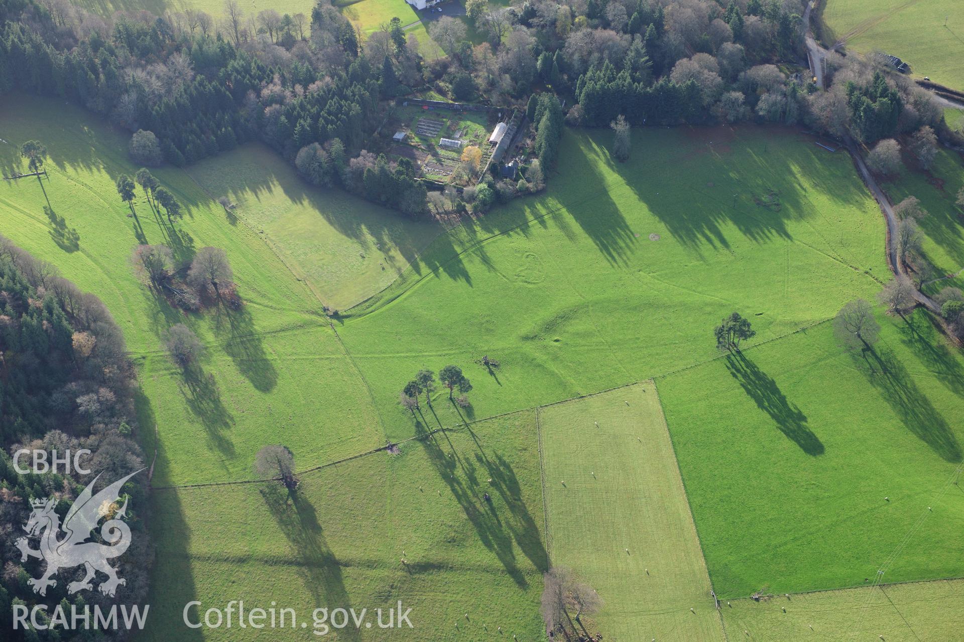 RCAHMW colour oblique photograph of Ffrwdgrech, garden, earthworks of relict field systems. Taken by Toby Driver on 23/11/2012.