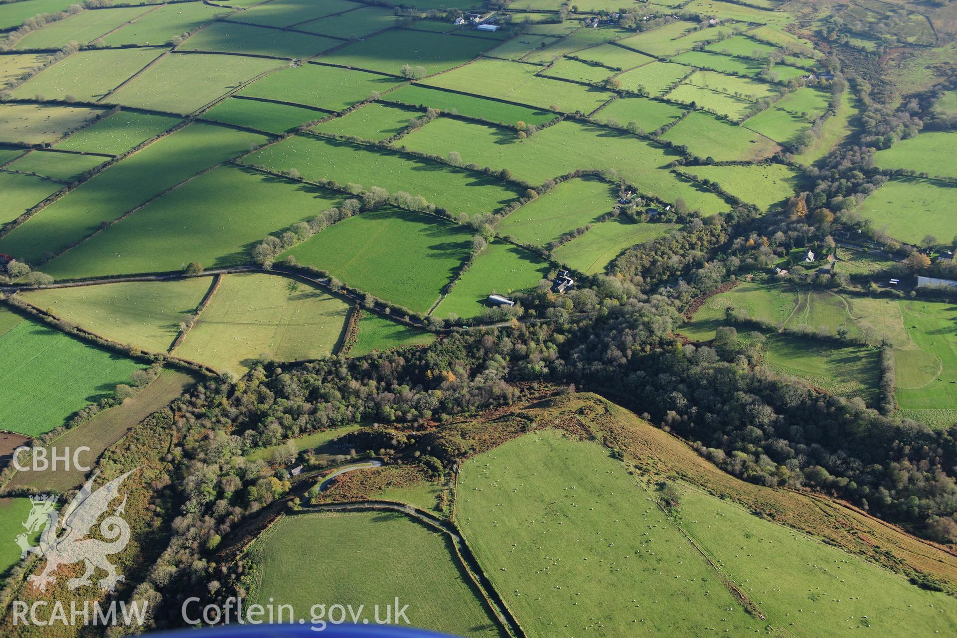 RCAHMW colour oblique photograph of Craig Rhosyfelin, prehistoric quarry. Taken by Toby Driver on 05/11/2012.