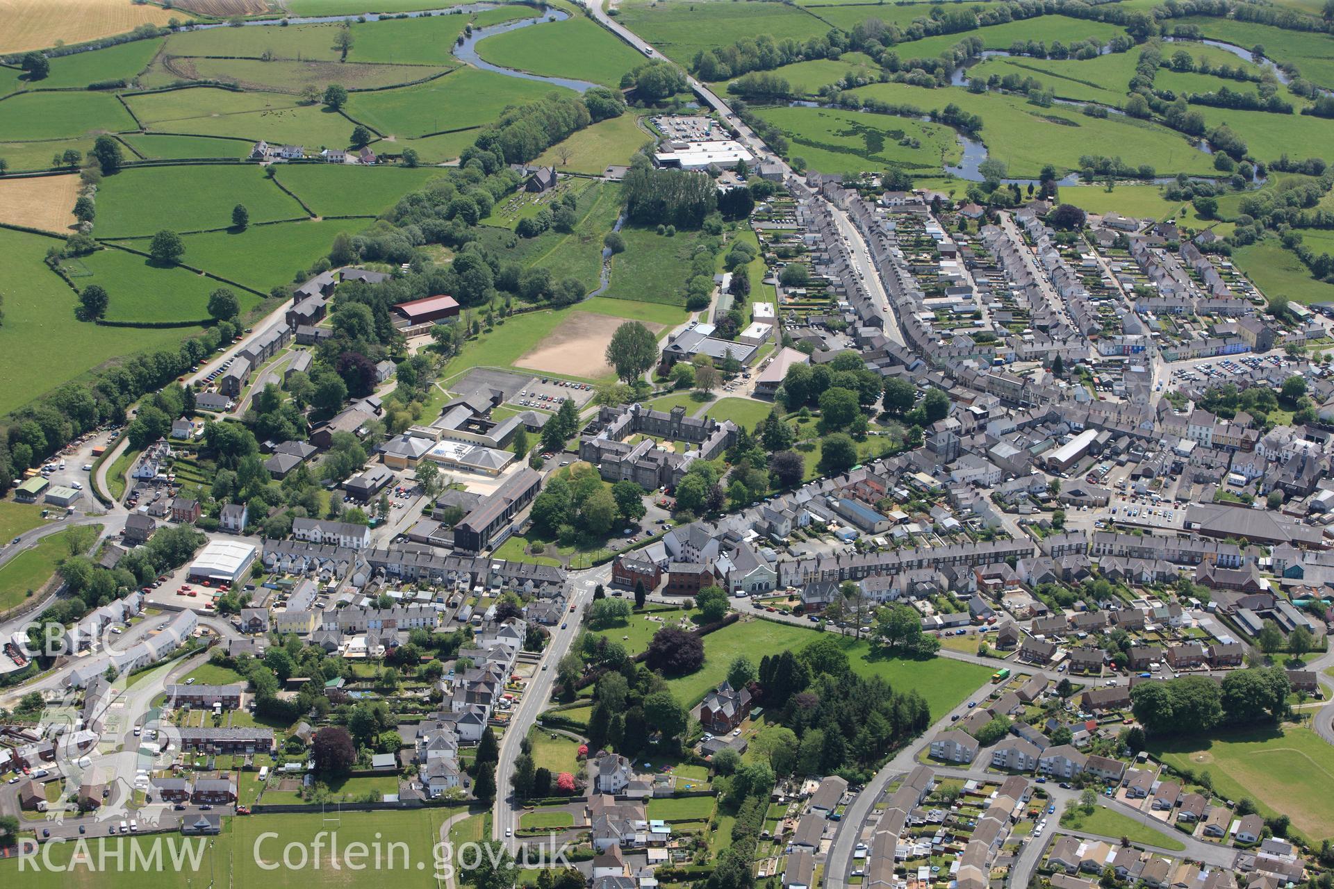 RCAHMW colour oblique photograph of Long view of Lampeter. Taken by Toby Driver on 28/05/2012.