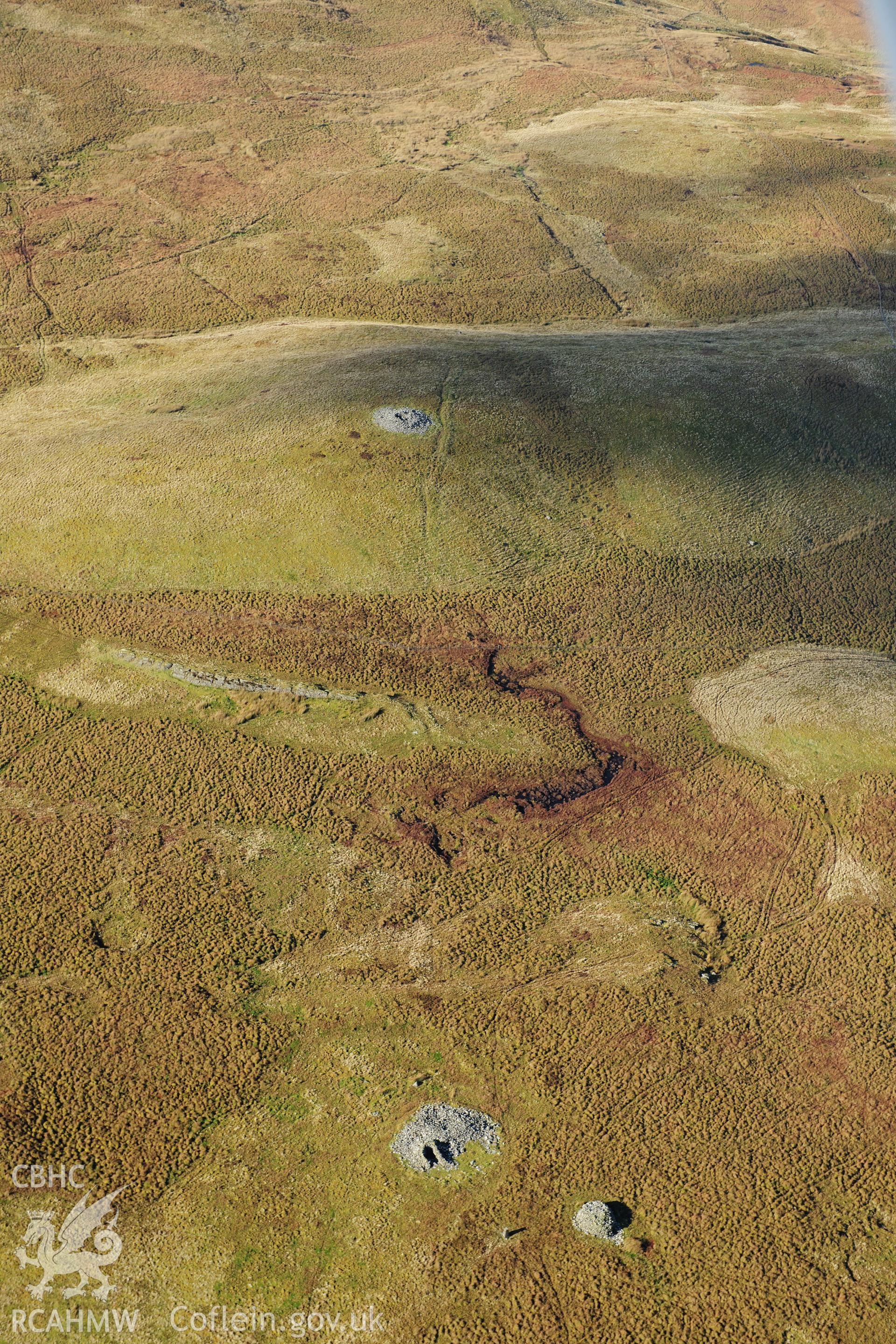 RCAHMW colour oblique photograph of Garn Gron cairn cemetery. Taken by Toby Driver on 05/11/2012.