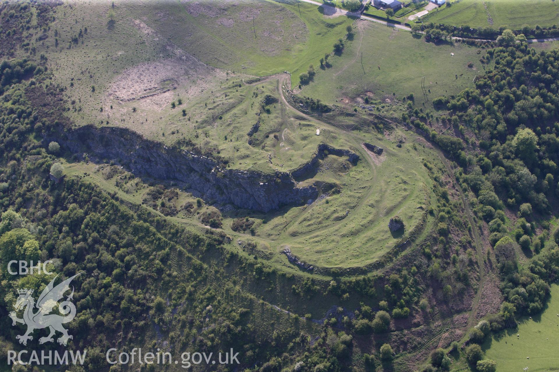 RCAHMW colour oblique photograph of Ty'n y coed quarry. Taken by Toby Driver on 22/05/2012.