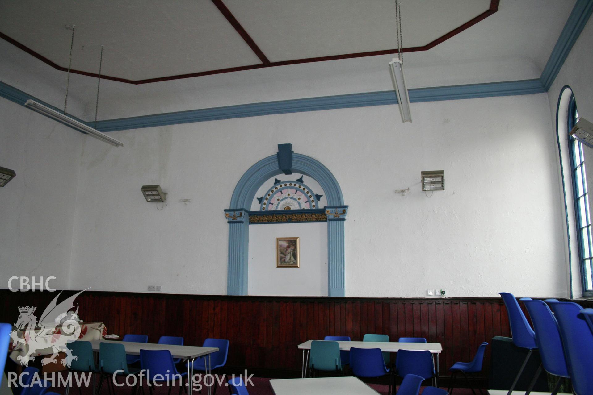 Interior, towards aedicule