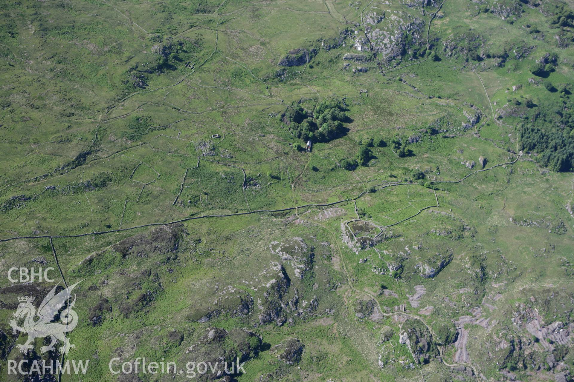 RCAHMW colour oblique photograph of Pen-y-Gaer Camp. Taken by Toby Driver on 16/06/2010.