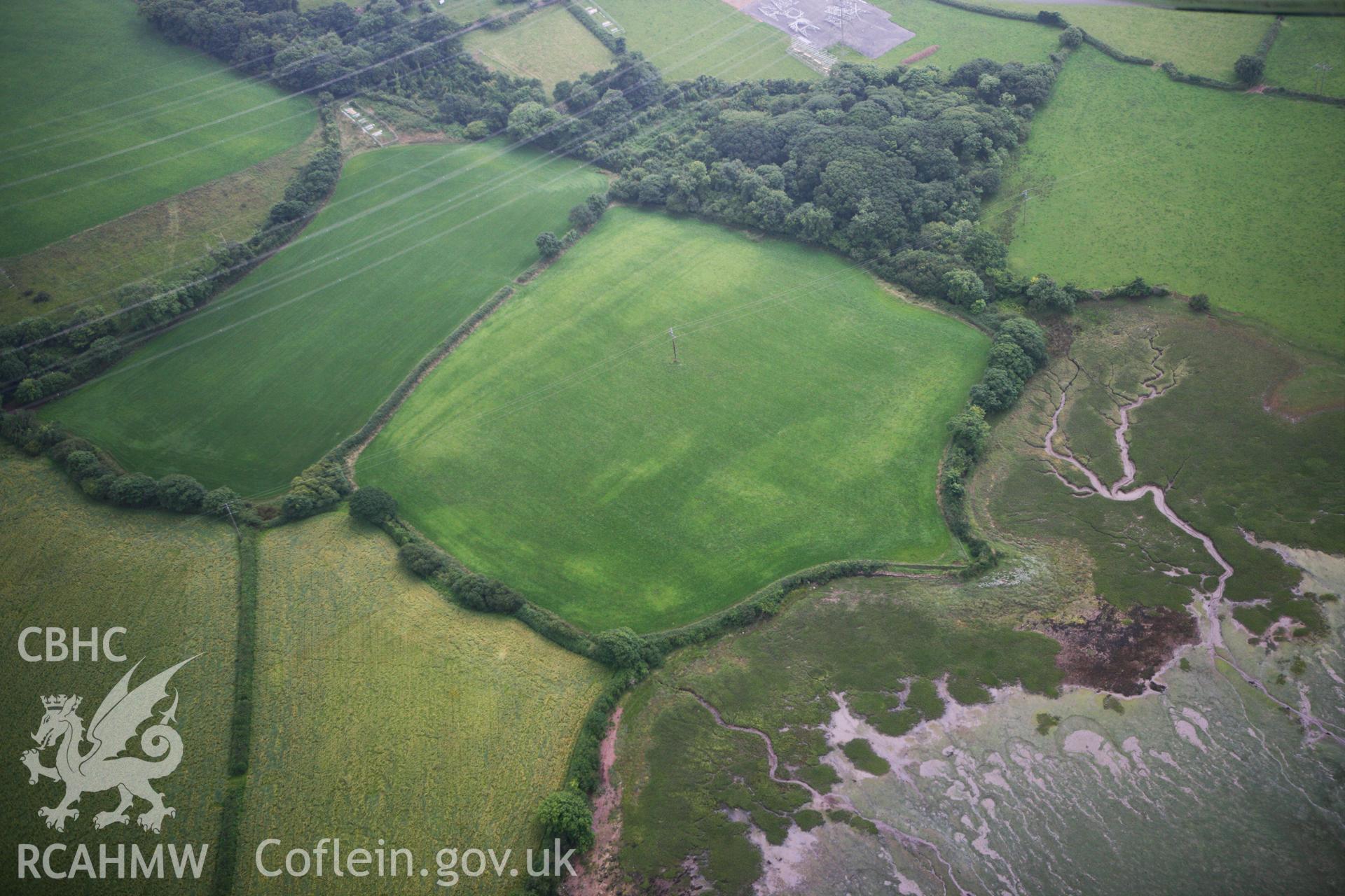 RCAHMW colour oblique photograph of Brownslate, cropmarks of possible enclosure. Taken by Toby Driver on 23/07/2010.