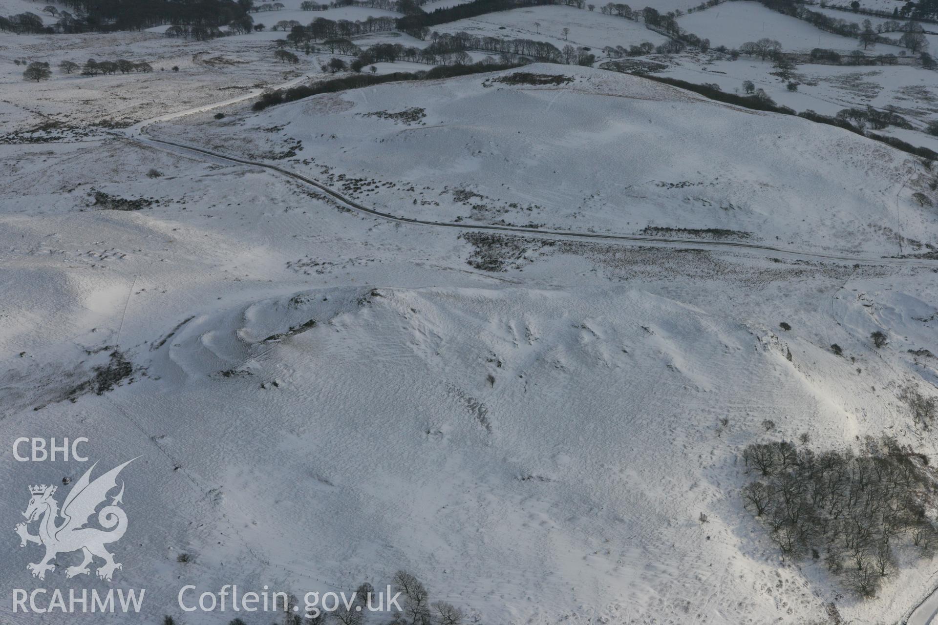 RCAHMW colour oblique photograph of Pen y Bannau hillfort. Taken by Toby Driver on 02/12/2010.