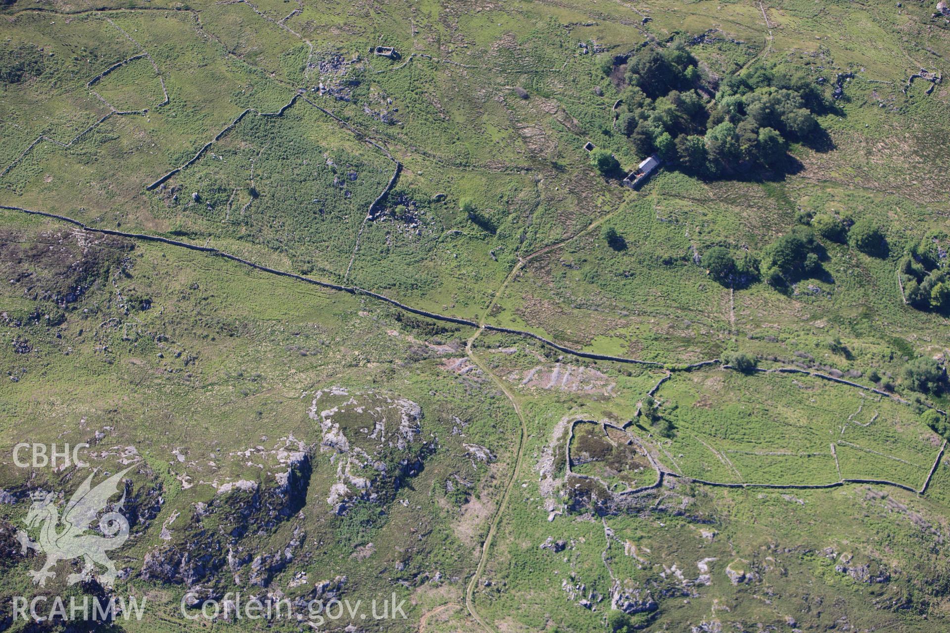 RCAHMW colour oblique photograph of Pen-y-Gaer Camp. Taken by Toby Driver on 16/06/2010.