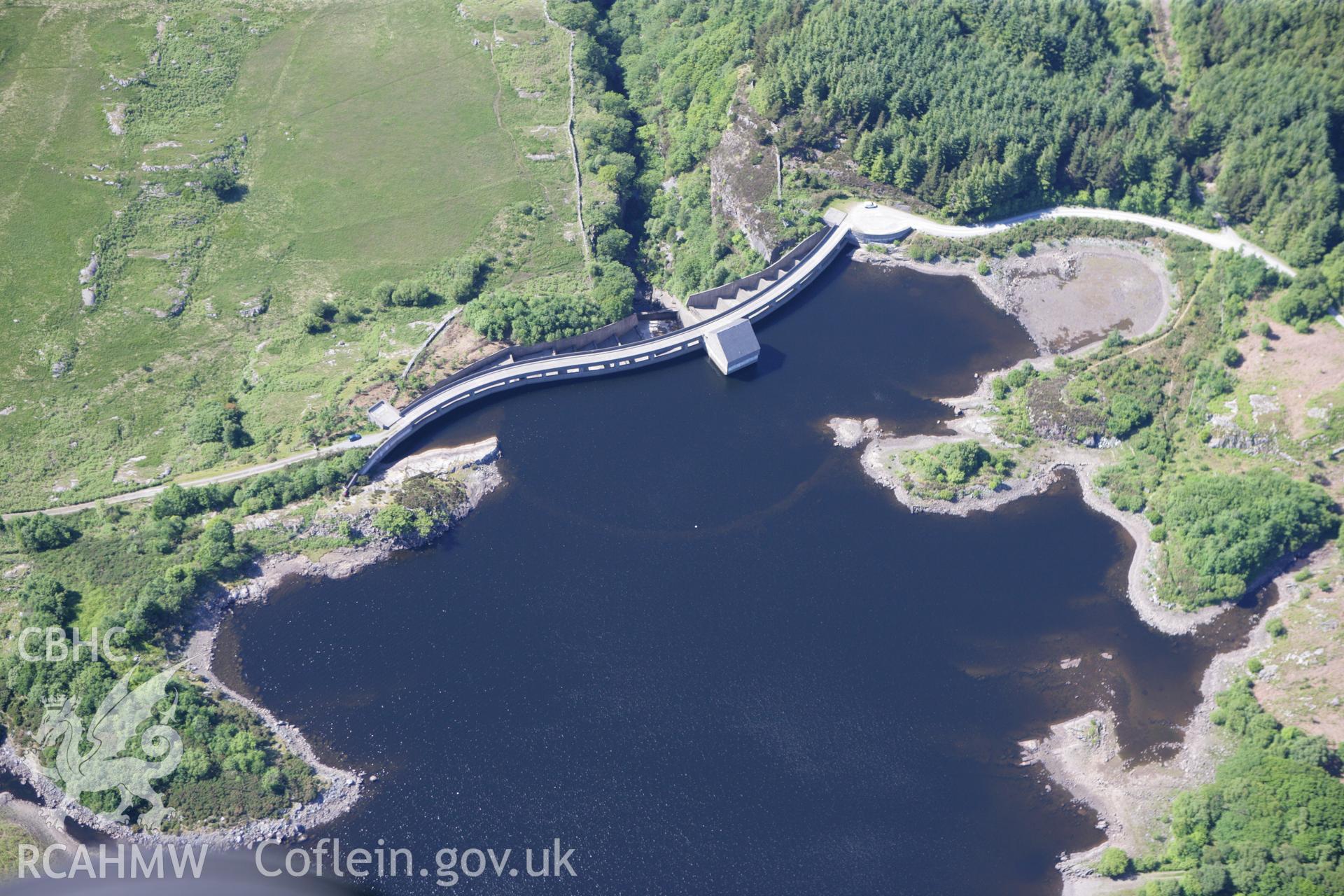 RCAHMW colour oblique photograph of Maentwrog Dam, Trawsfynydd. Taken by Toby Driver on 16/06/2010.