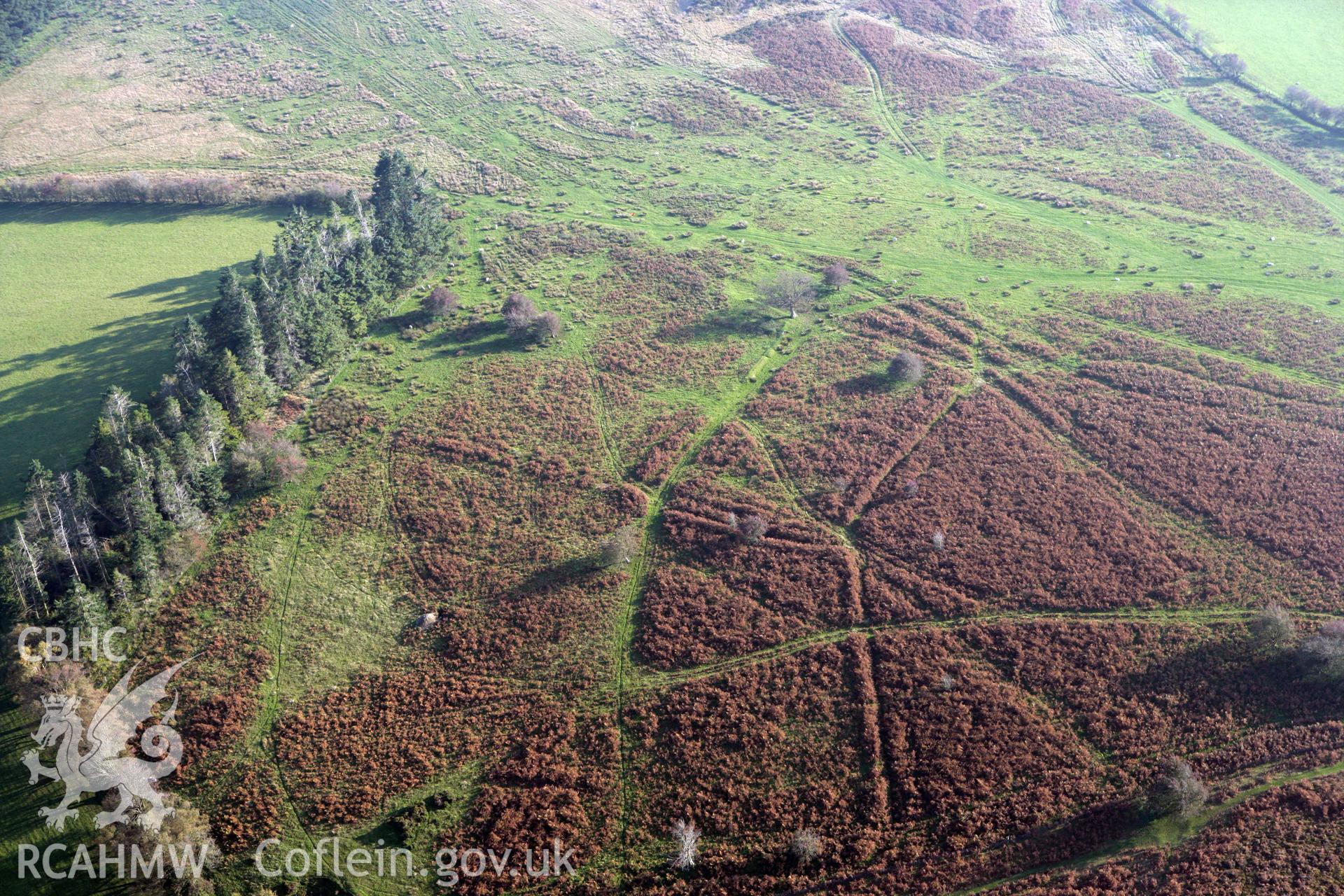 RCAHMW colour oblique photograph of Carreg Gwyn Trackway. Taken by Toby Driver on 13/10/2010.