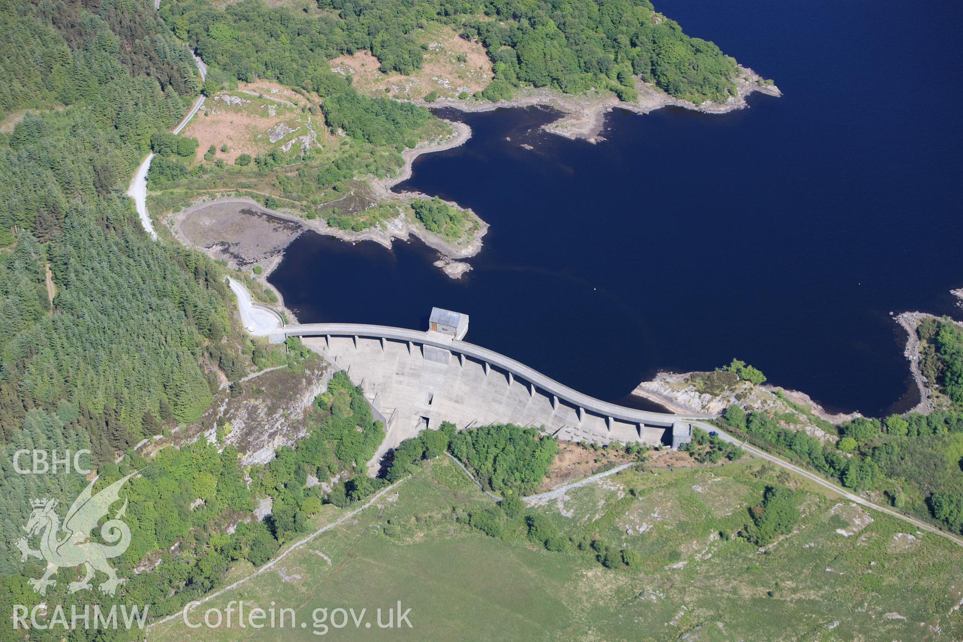 RCAHMW colour oblique photograph of Maentwrog Dam, Trawsfynydd. Taken by Toby Driver on 16/06/2010.