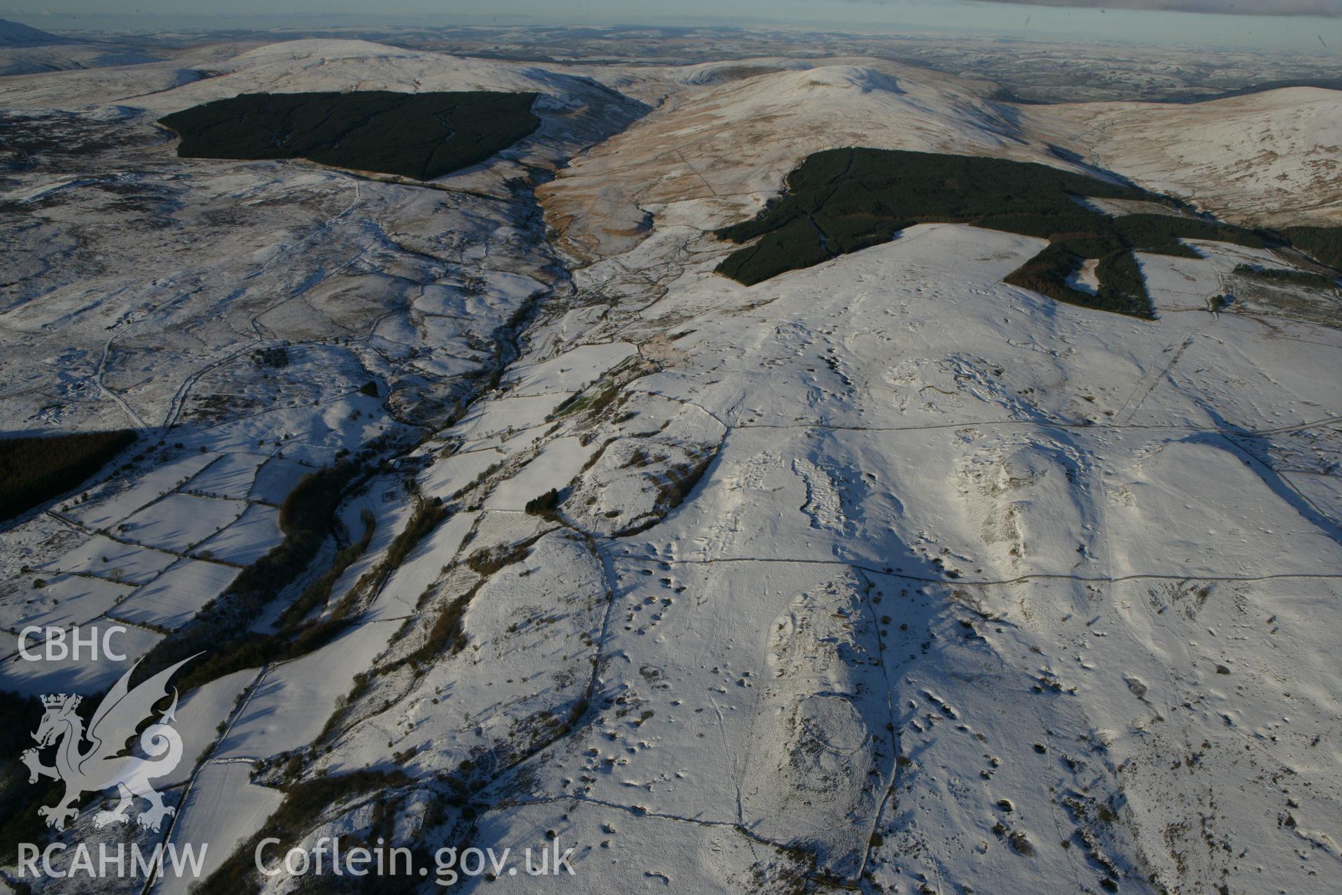 RCAHMW colour oblique photograph of Gelli Nedd hillfort. Taken by Toby Driver on 08/12/2010.