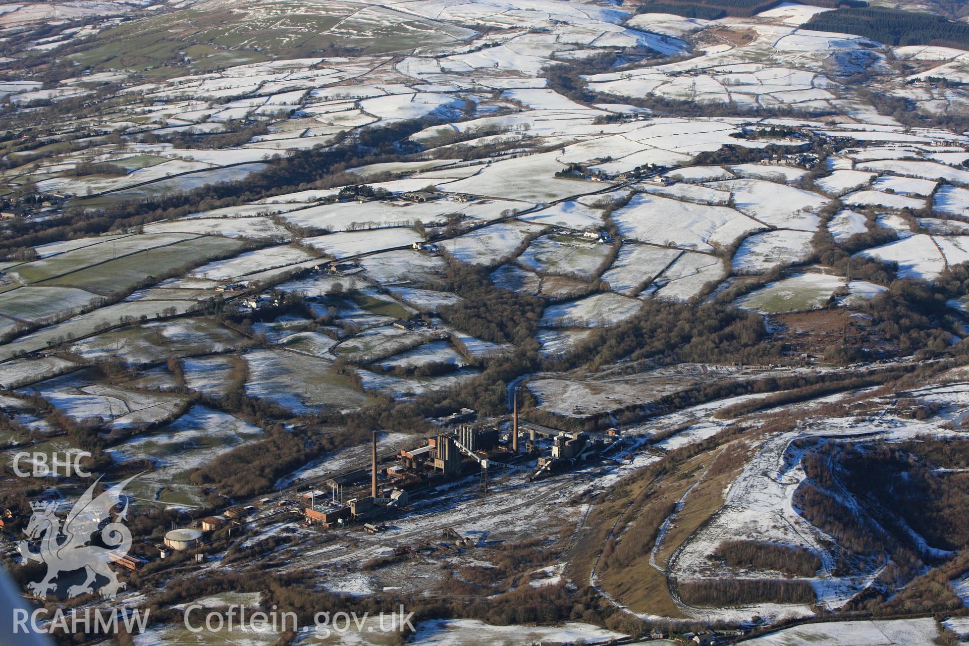 RCAHMW colour oblique photograph of landscape with Cwm Coking works, Llantwit Fardre. Taken by Toby Driver on 08/12/2010.