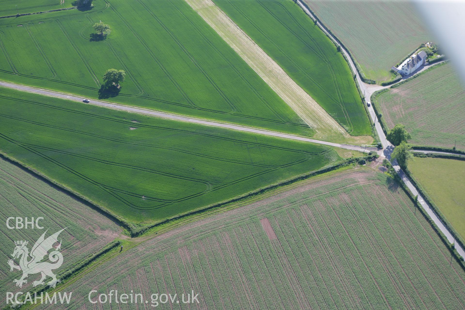 RCAHMW colour oblique photograph of Croes Carn Einion Roman Villa. Taken by Toby Driver on 24/05/2010.