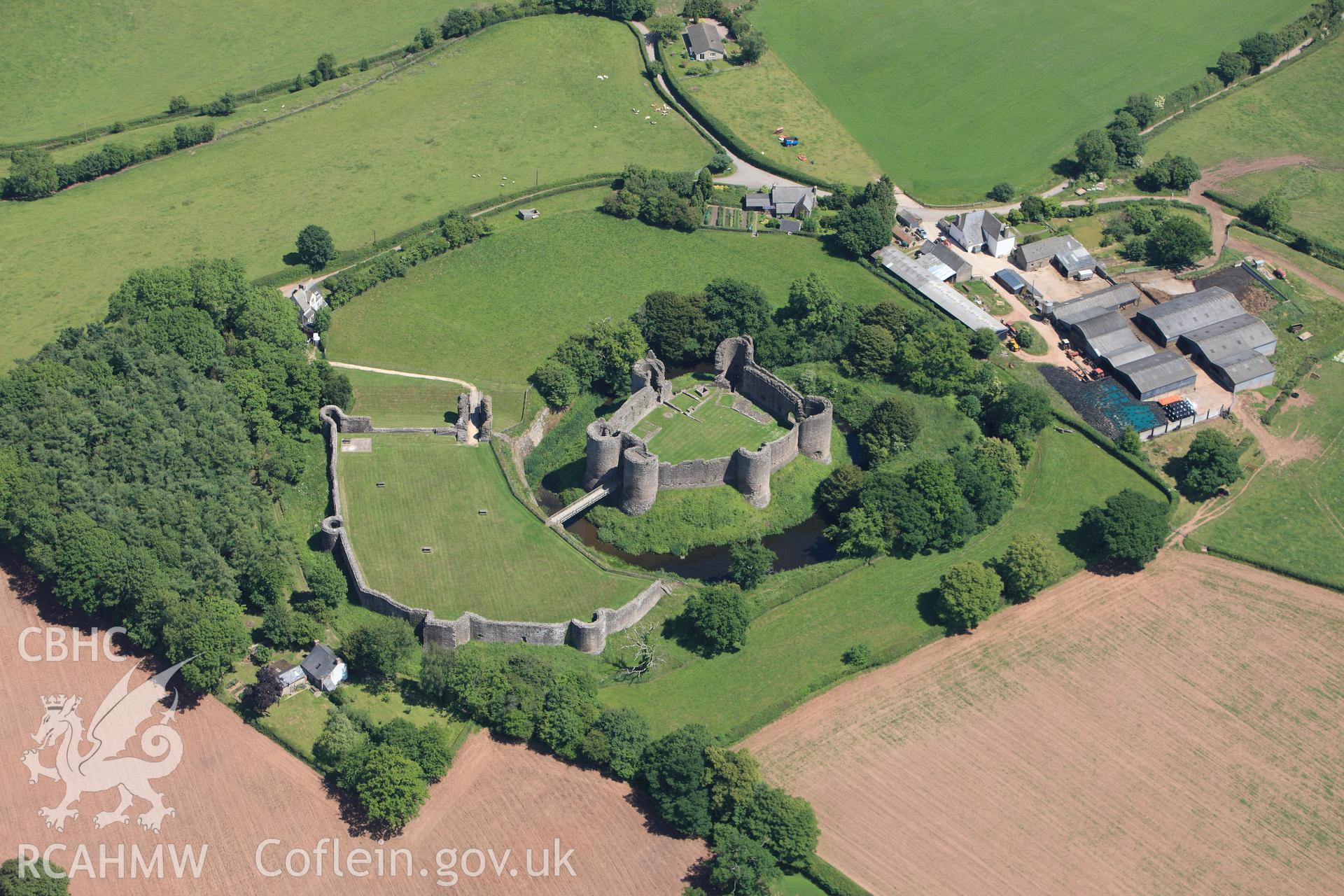 RCAHMW colour oblique photograph of White Castle (Llantilio Castle). Taken by Toby Driver on 21/06/2010.