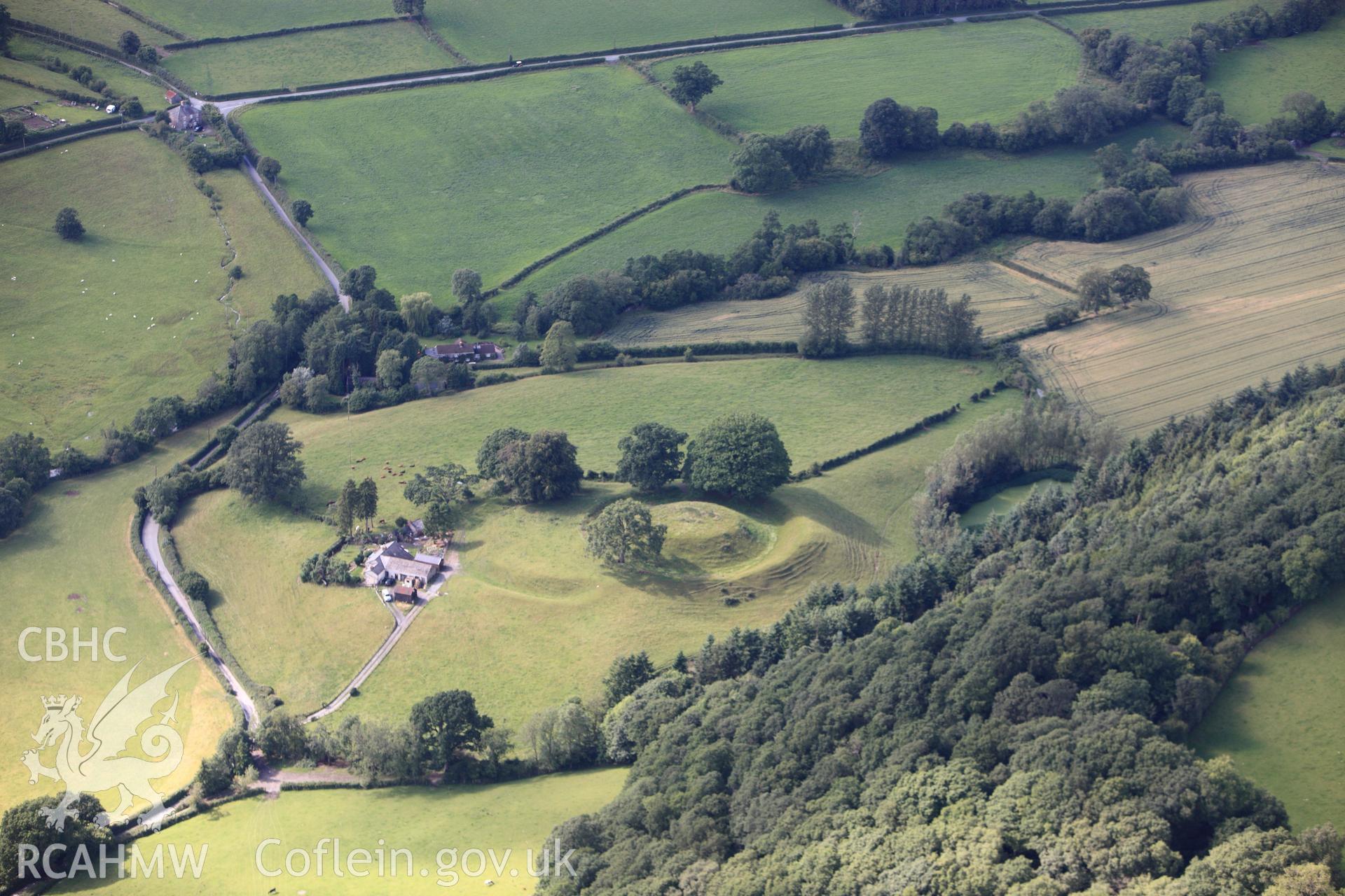 RCAHMW colour oblique photograph of Sycharth Castle. Taken by Toby Driver on 21/07/2010.