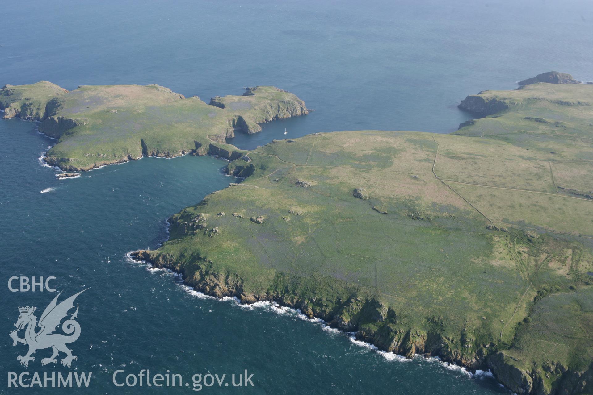 RCAHMW colour oblique photograph of Skomer Island, The Neck. Taken by Toby Driver on 25/05/2010.