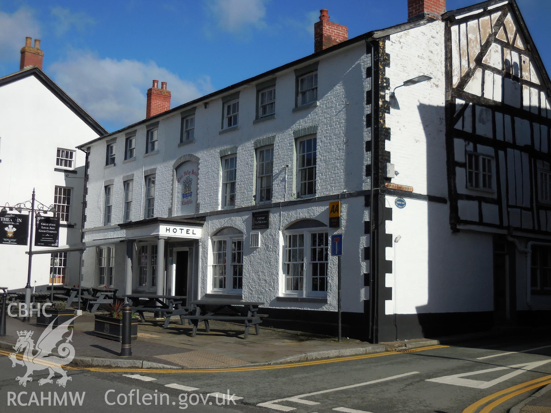 Colour digital photograph showing the Cain Valley Hotel, Llanfyllin, taken in March 2022.