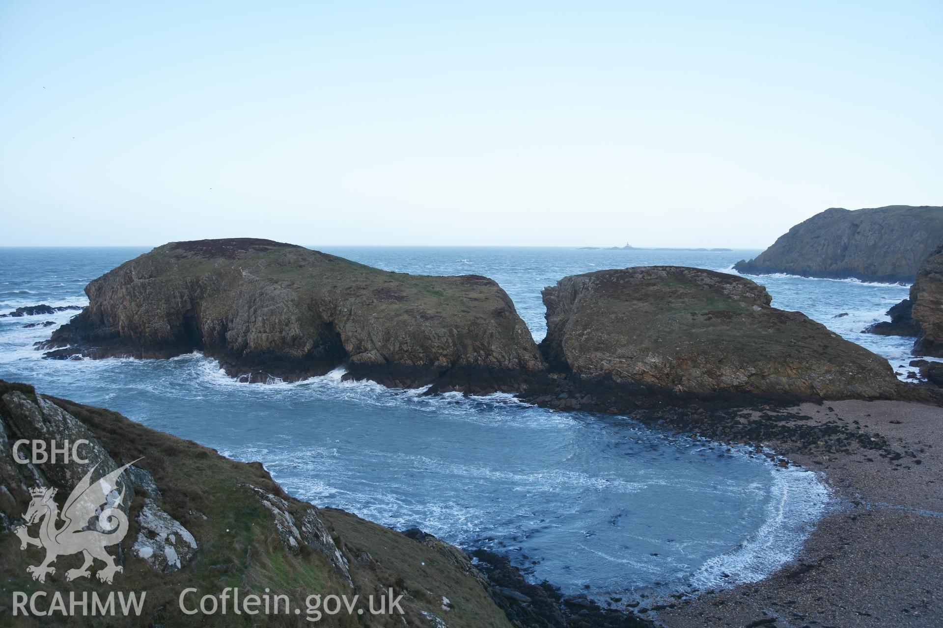 Ynys y Fydlyn Promontory Fort Taken by Lou Barker. Produced with EU funds through the Ireland Wales Co-operation Programme 2014-2023. All material made freely available through the Open Government Licence.