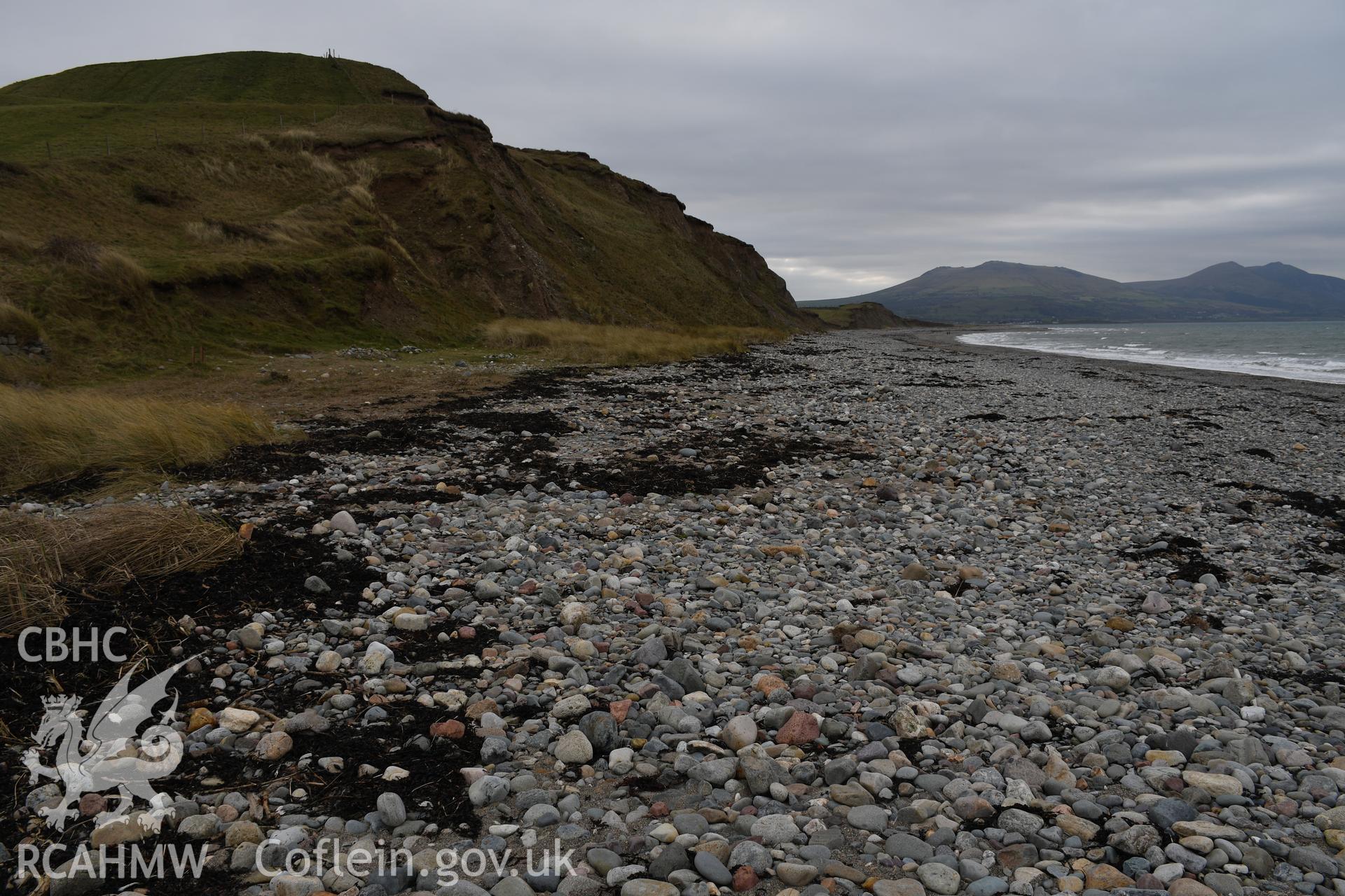 Looking south along the beach and eroding coast. Taken by Hannah Genders Boyd. Produced with EU funds through the Ireland Wales Co-operation Programme 2014-2023. All material made freely available through the Open Government Licence.