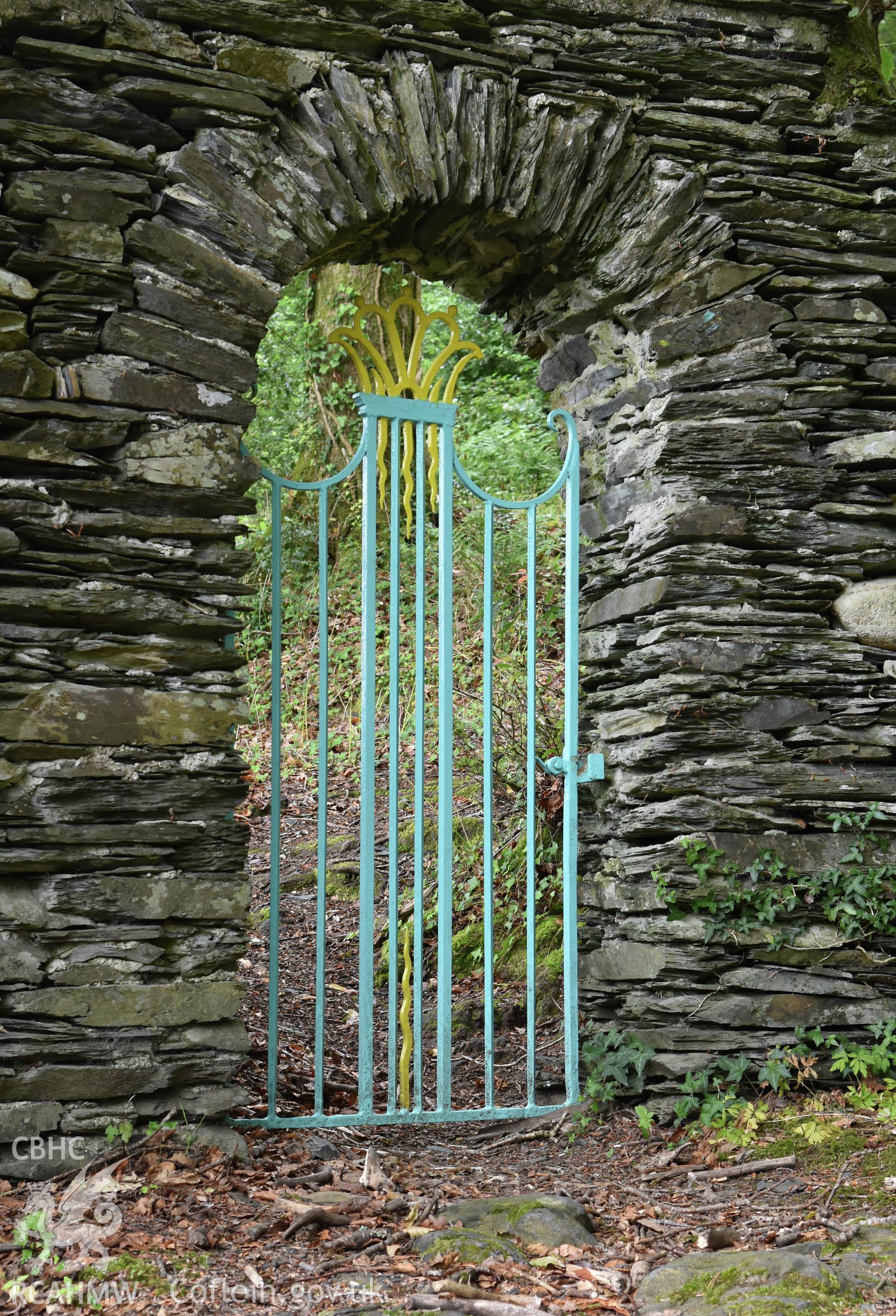 Plas Brondanw Garden; footpath gate Taken by Susan Fielding.