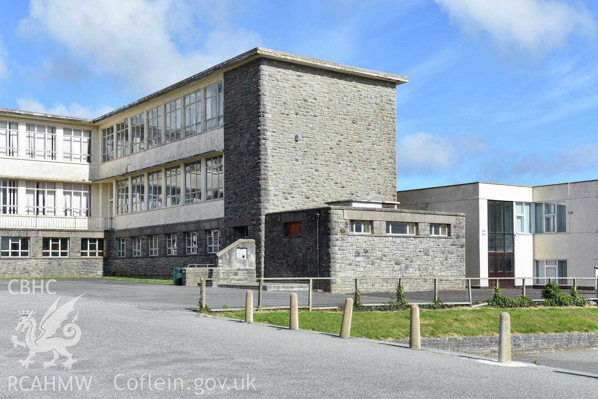 Ysgol Syr Thomas Jones, exterior northern block from the south-east Taken by Susan Fielding.